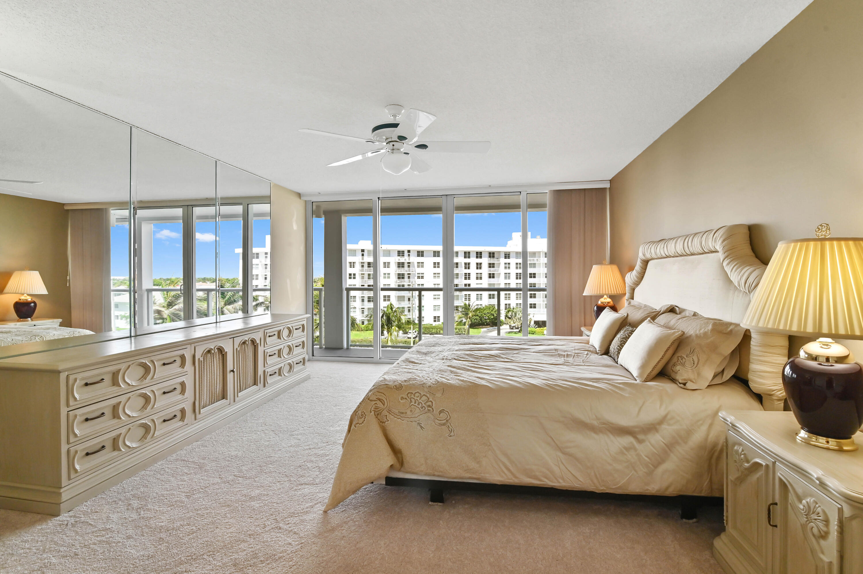 OCEAN TOWERS CONDO - Residential