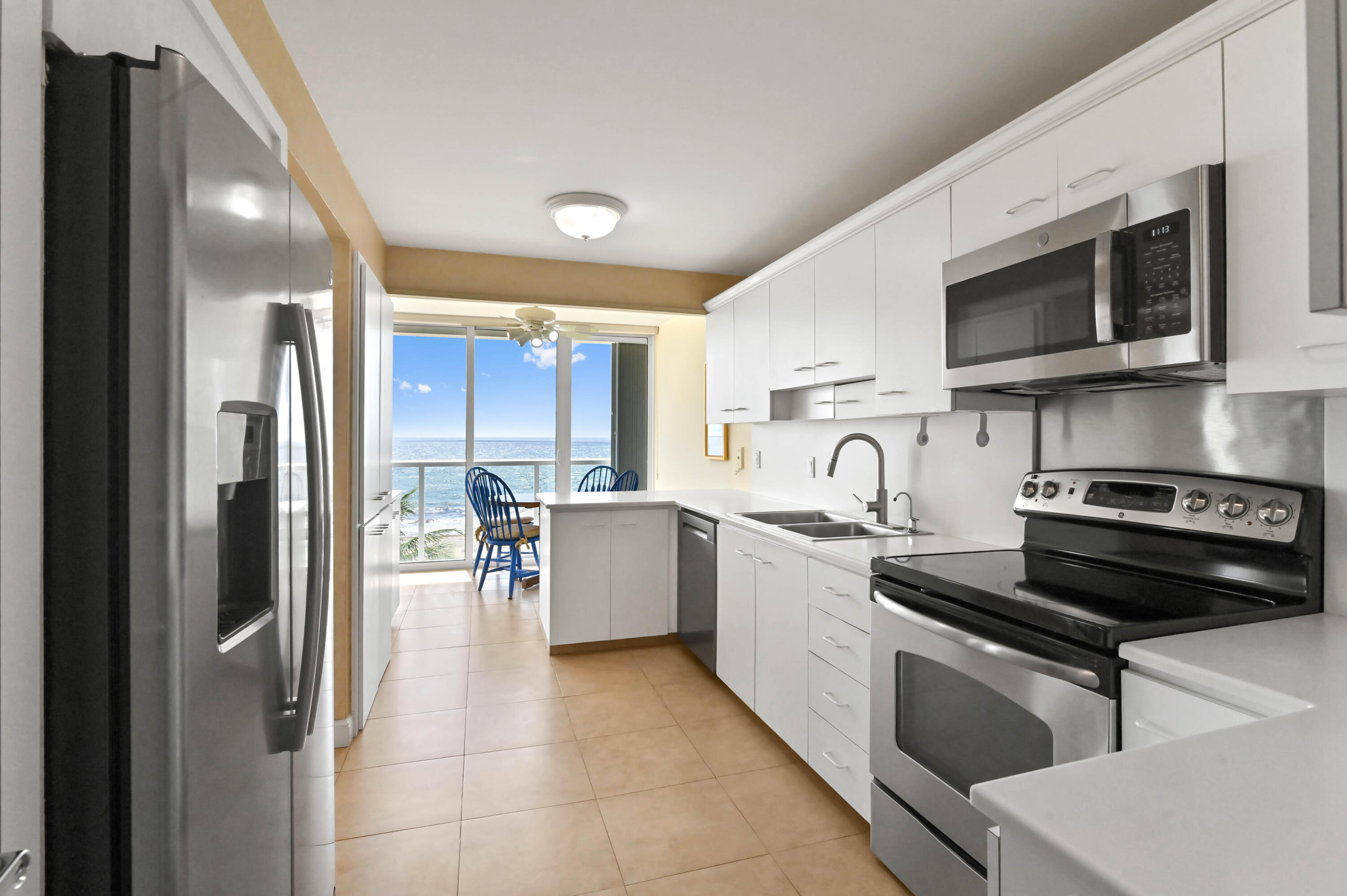 OCEAN TOWERS CONDO - Residential