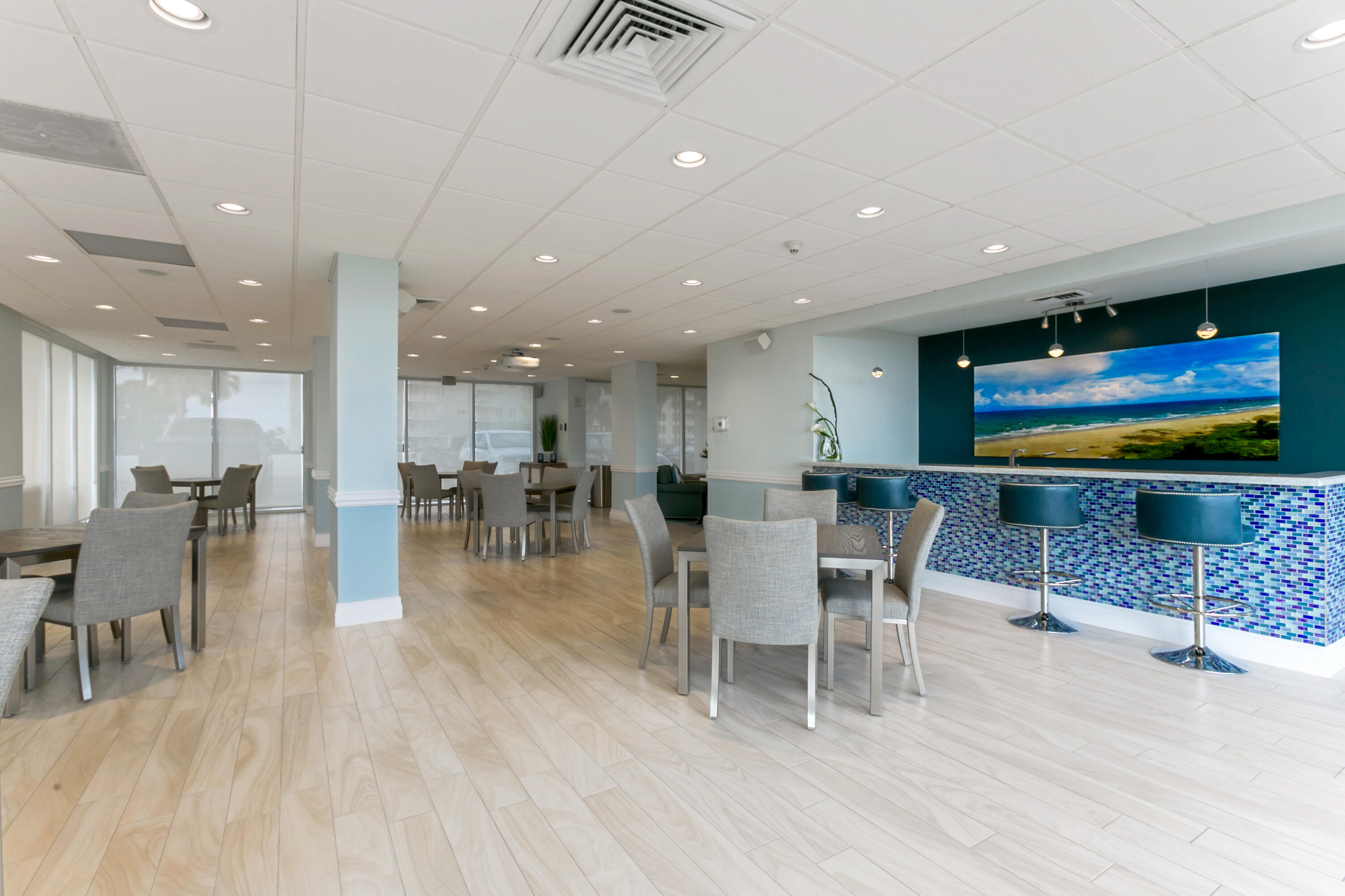 OCEAN TOWERS CONDO - Residential