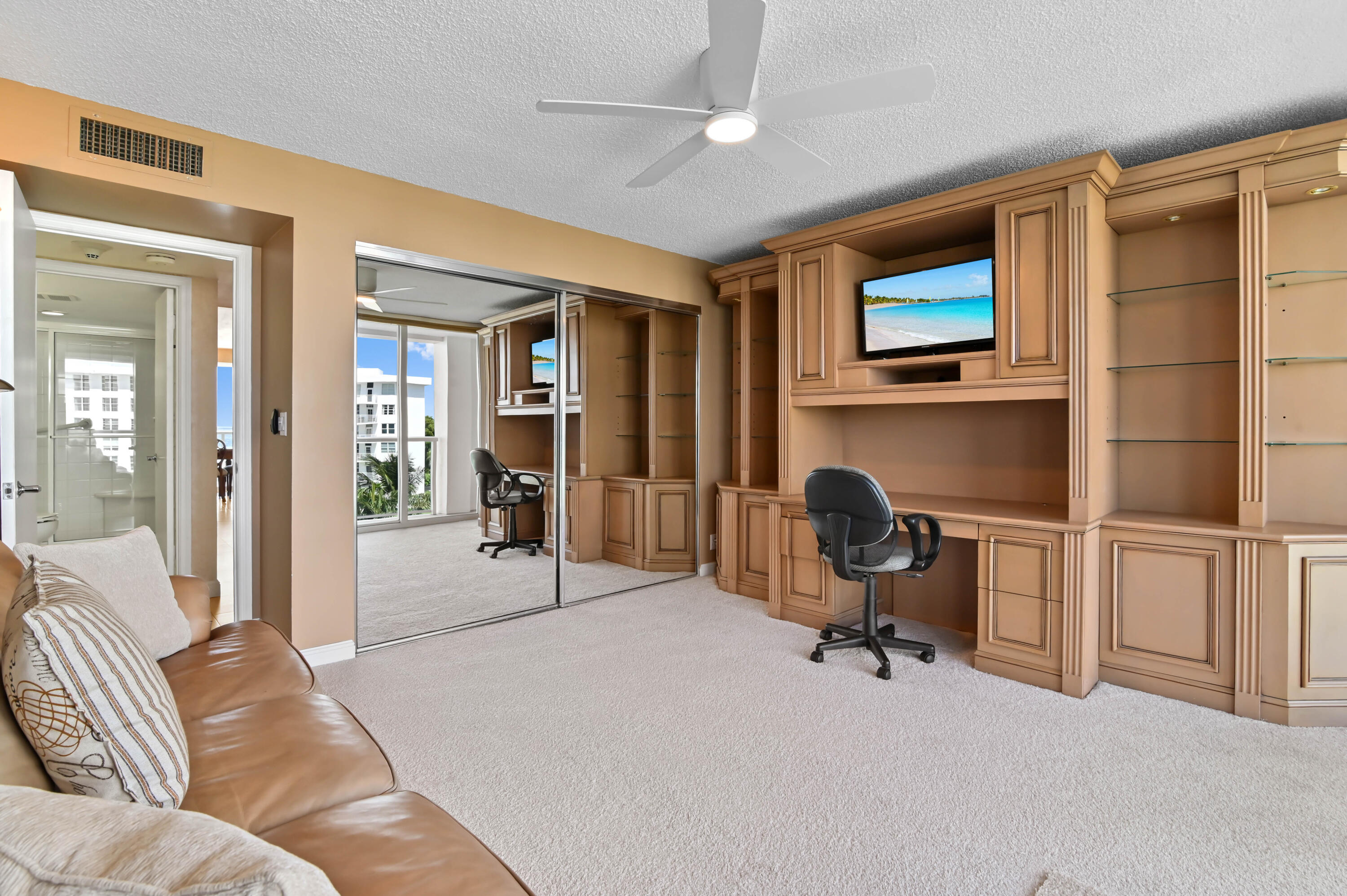 OCEAN TOWERS CONDO - Residential