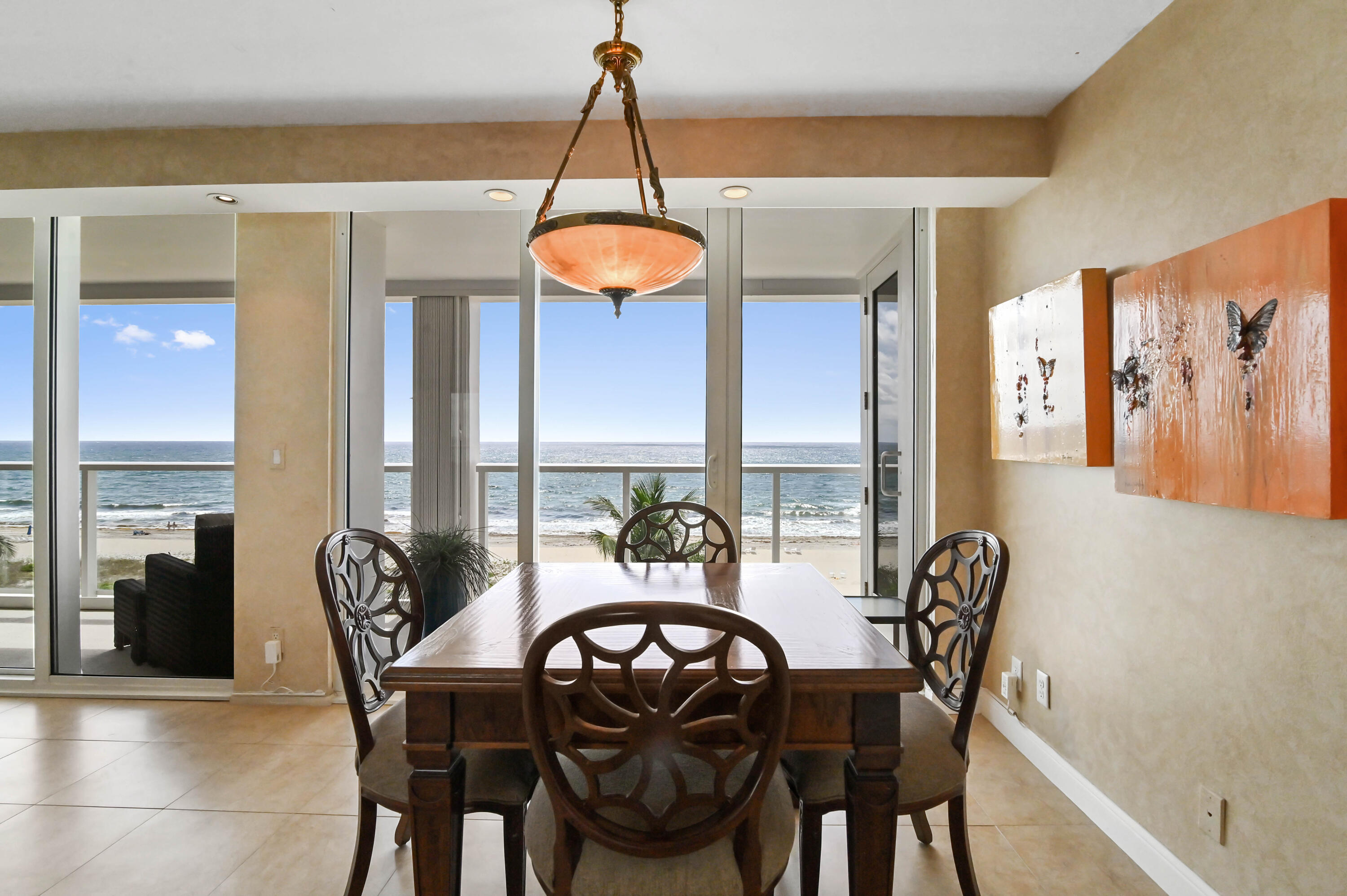 OCEAN TOWERS CONDO - Residential