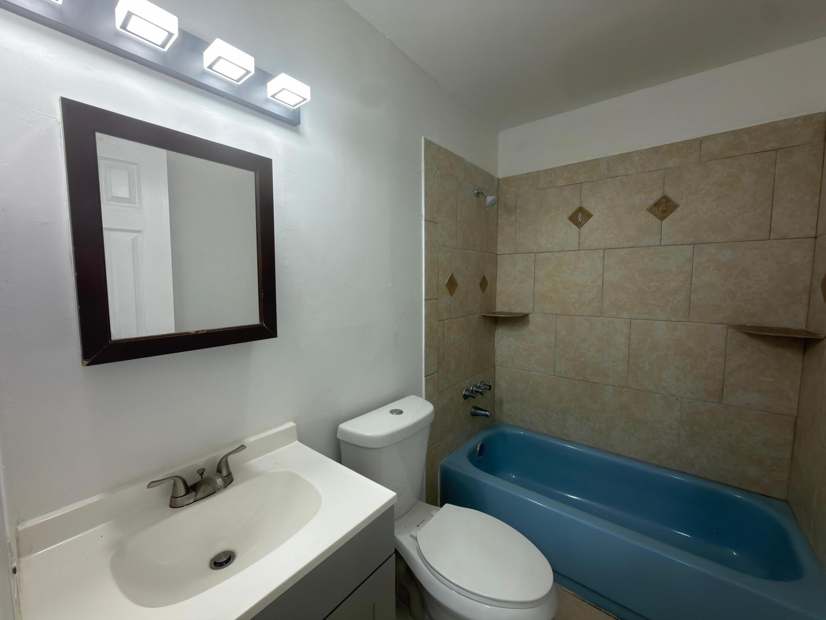 TAM O SHANTER VILLAS SEC 3 - Residential