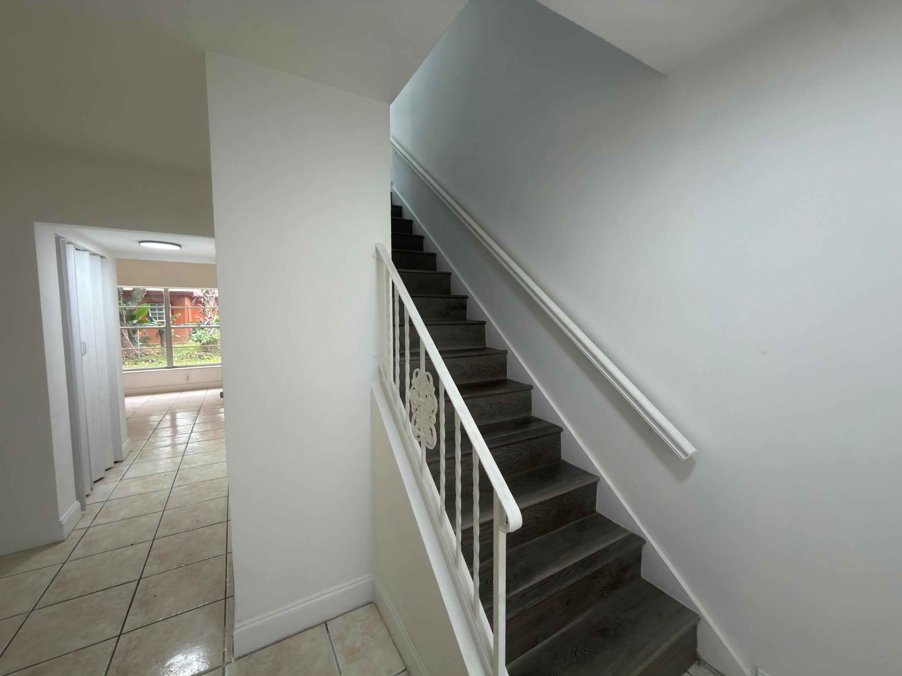 TAM O SHANTER VILLAS SEC 3 - Residential