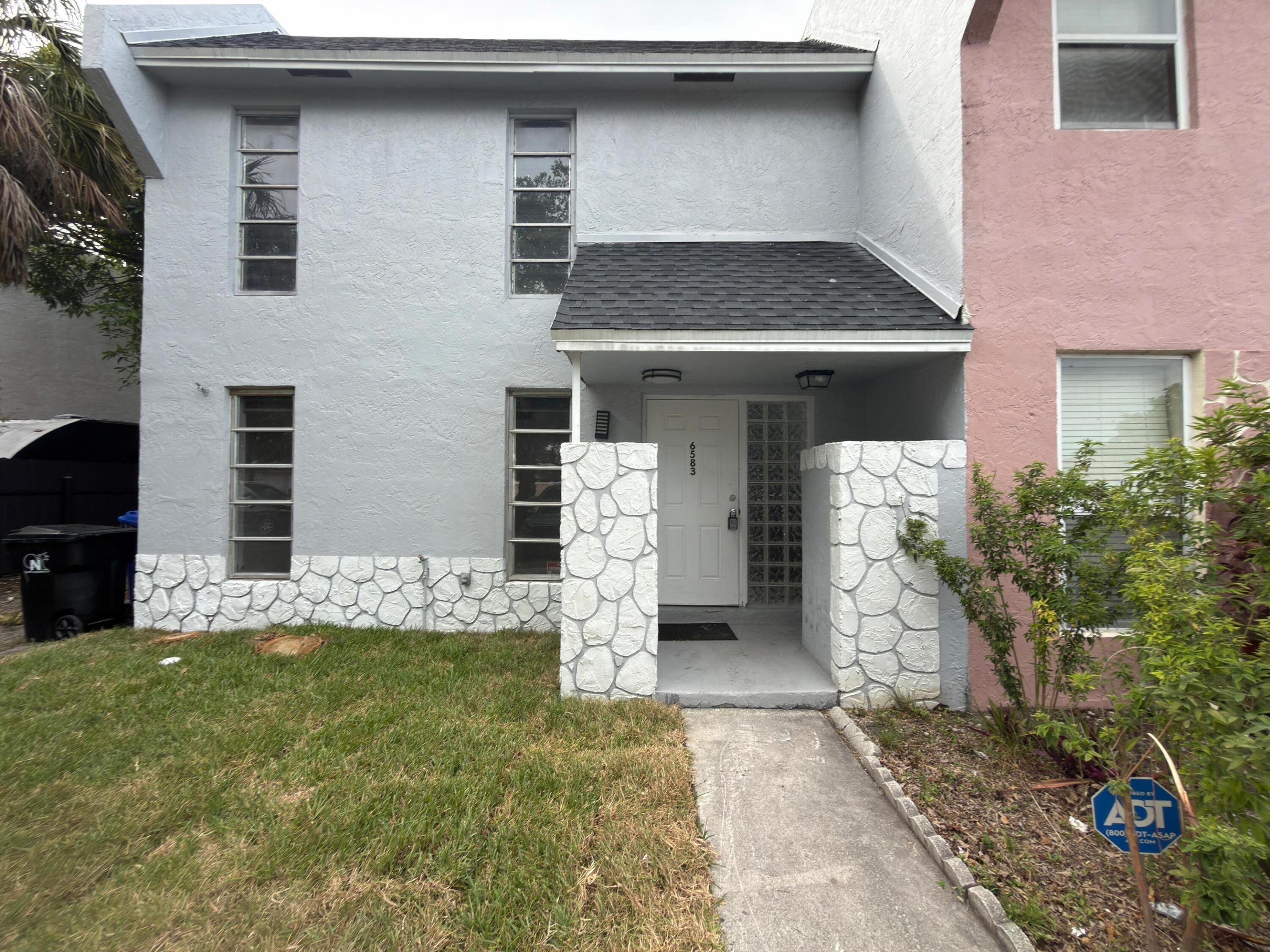 TAM O SHANTER VILLAS SEC 3 - Residential