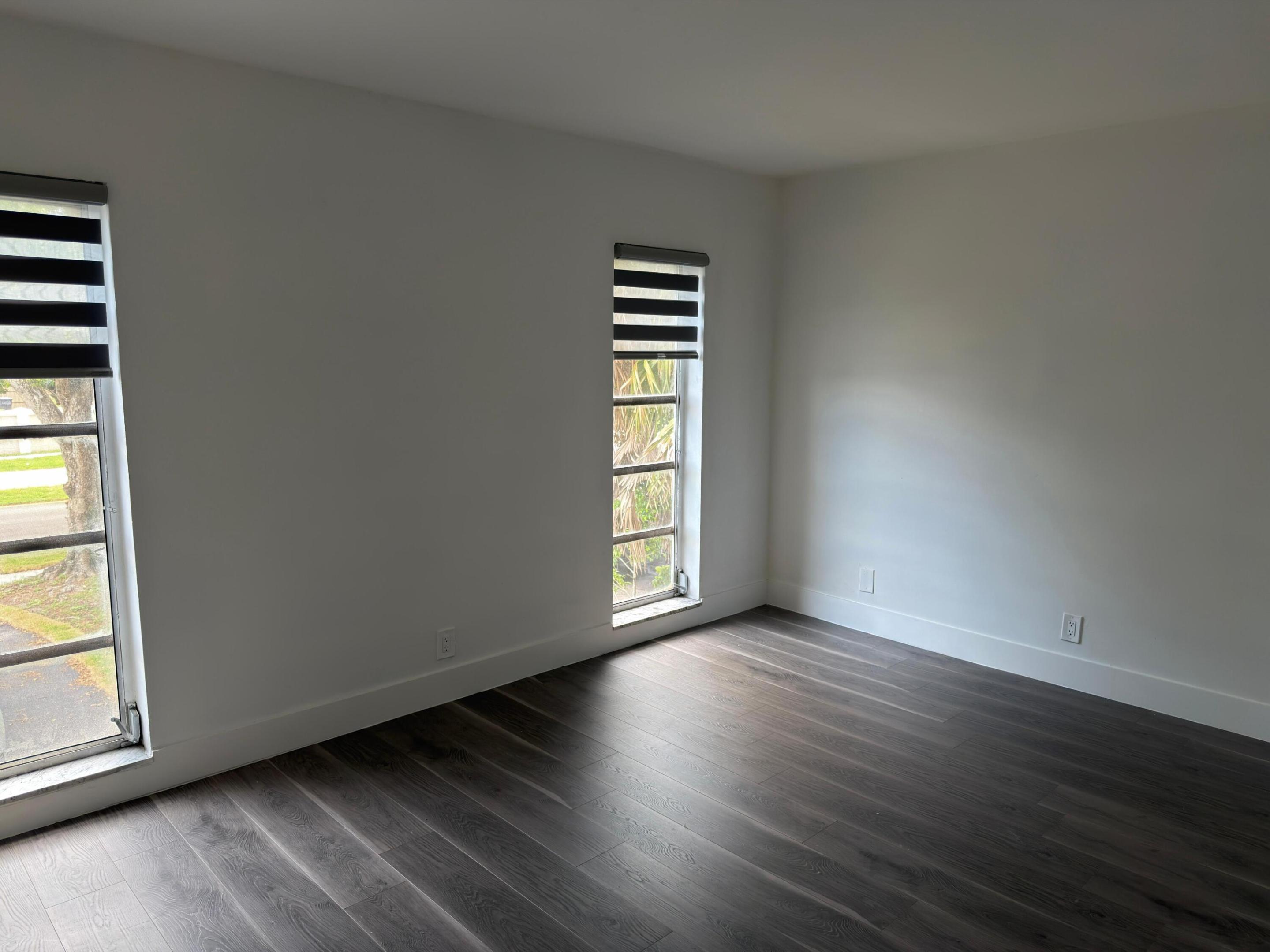 TAM O SHANTER VILLAS SEC 3 - Residential