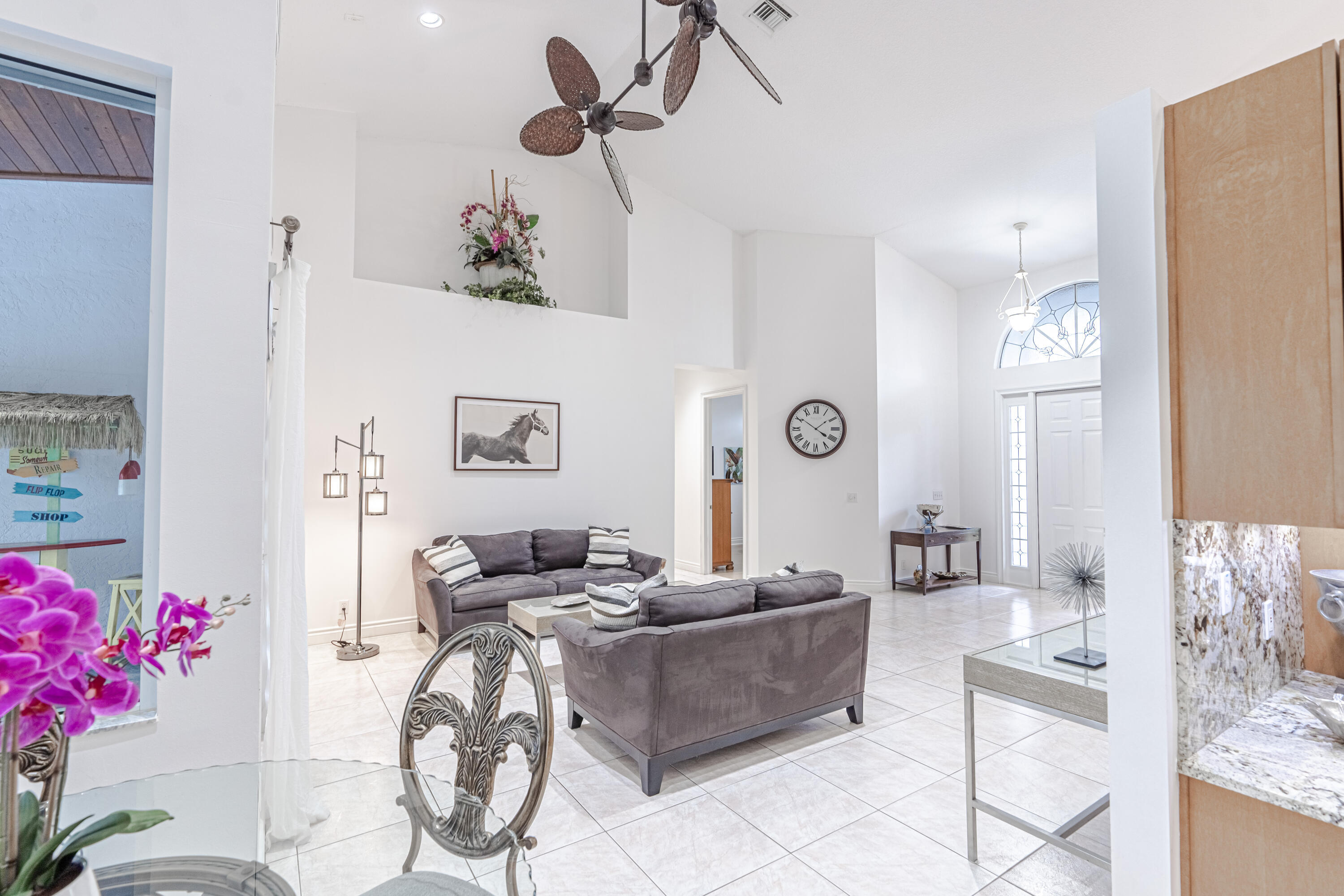 WELLINGTON AERO CLUB OF THE LANDINGS AT WELLINGTON - Residential Lease