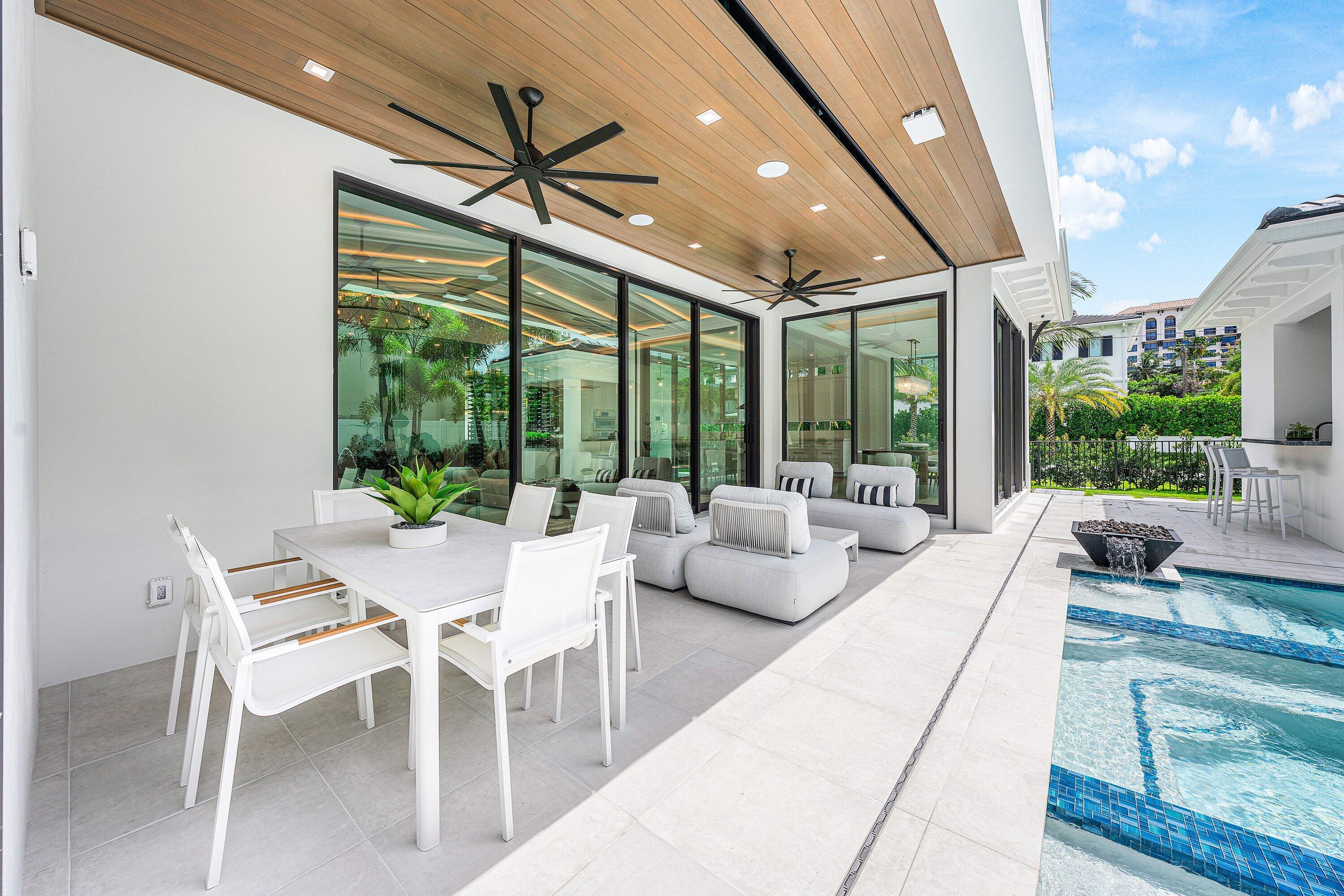KINGS COURT REPLAT IN - Residential