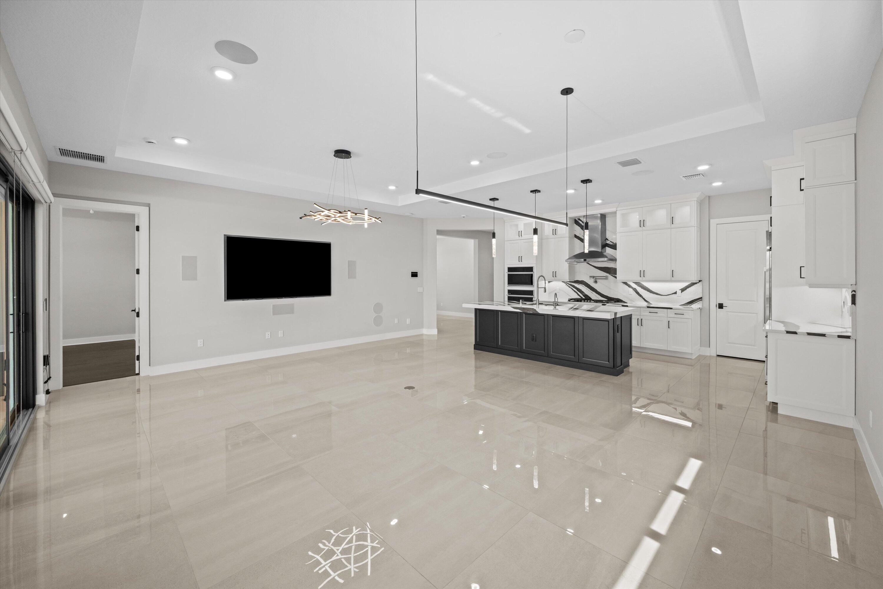 CRESSWIND PALM BEACH PHASE 3 - Residential