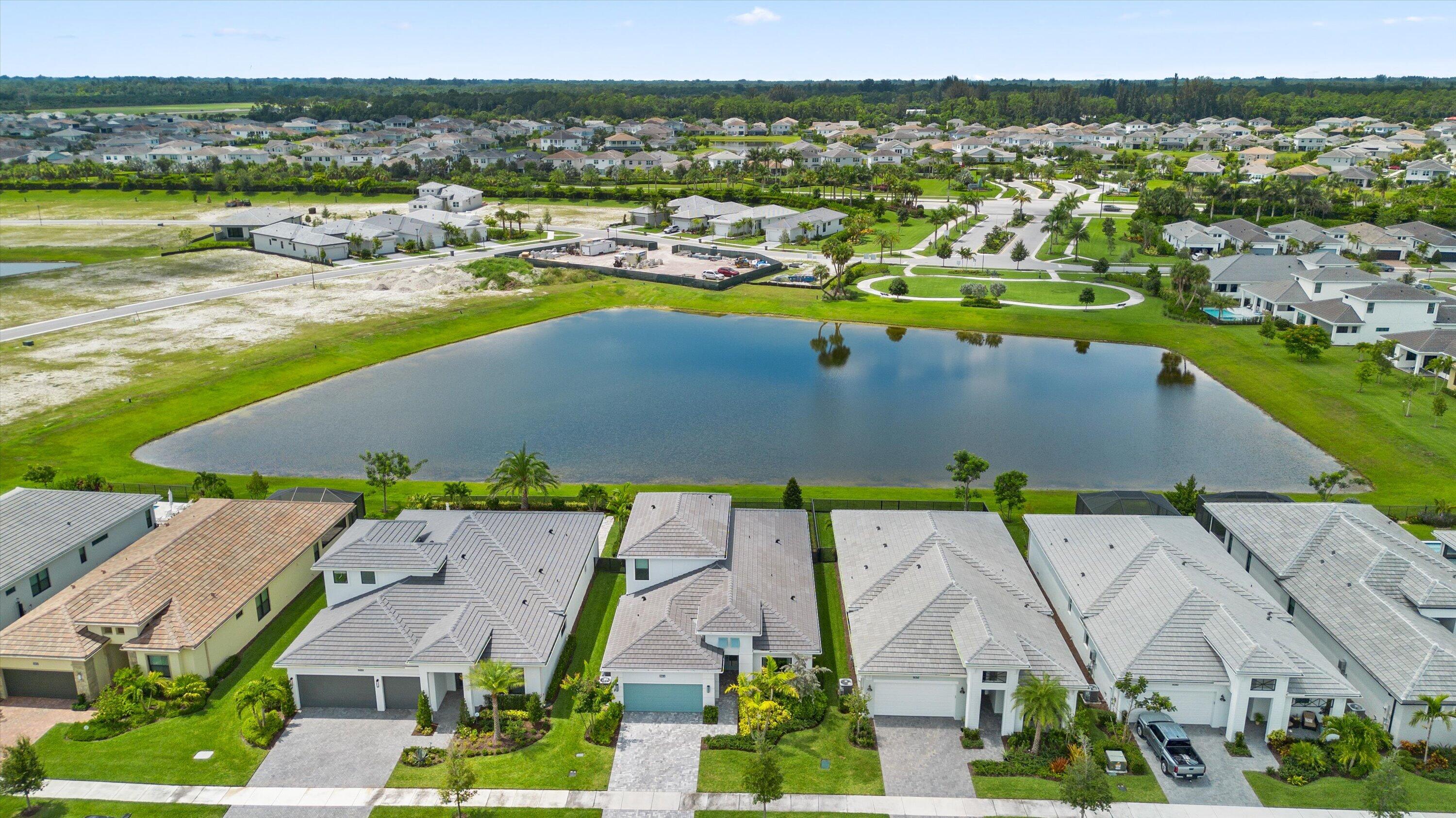 CRESSWIND PALM BEACH PHASE 3 - Residential