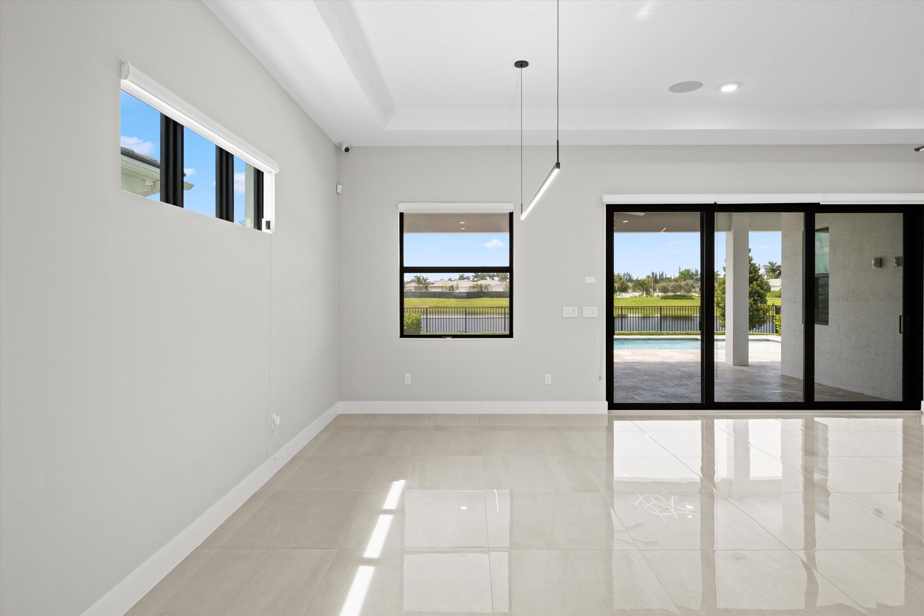 CRESSWIND PALM BEACH PHASE 3 - Residential