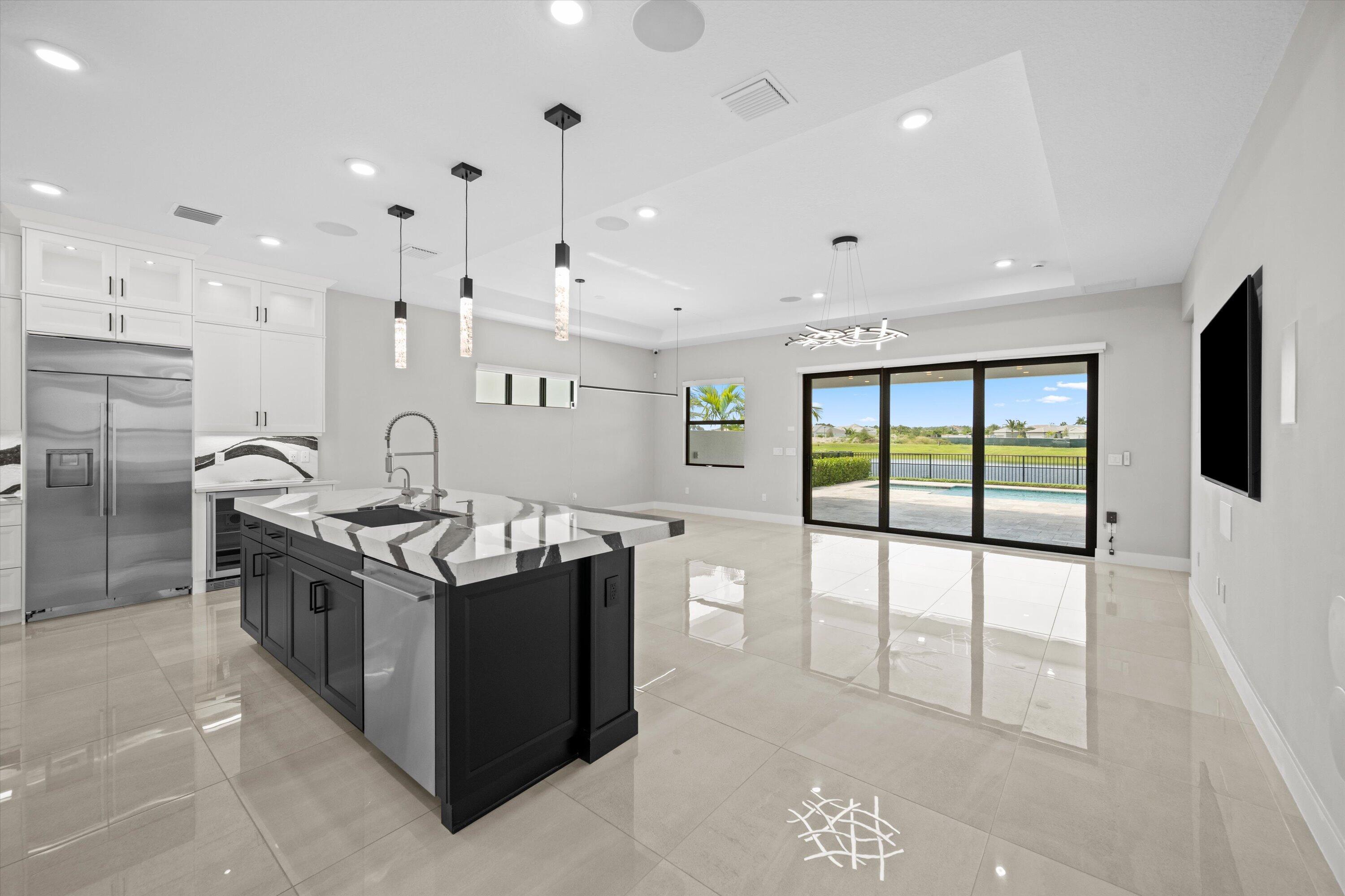 CRESSWIND PALM BEACH PHASE 3 - Residential