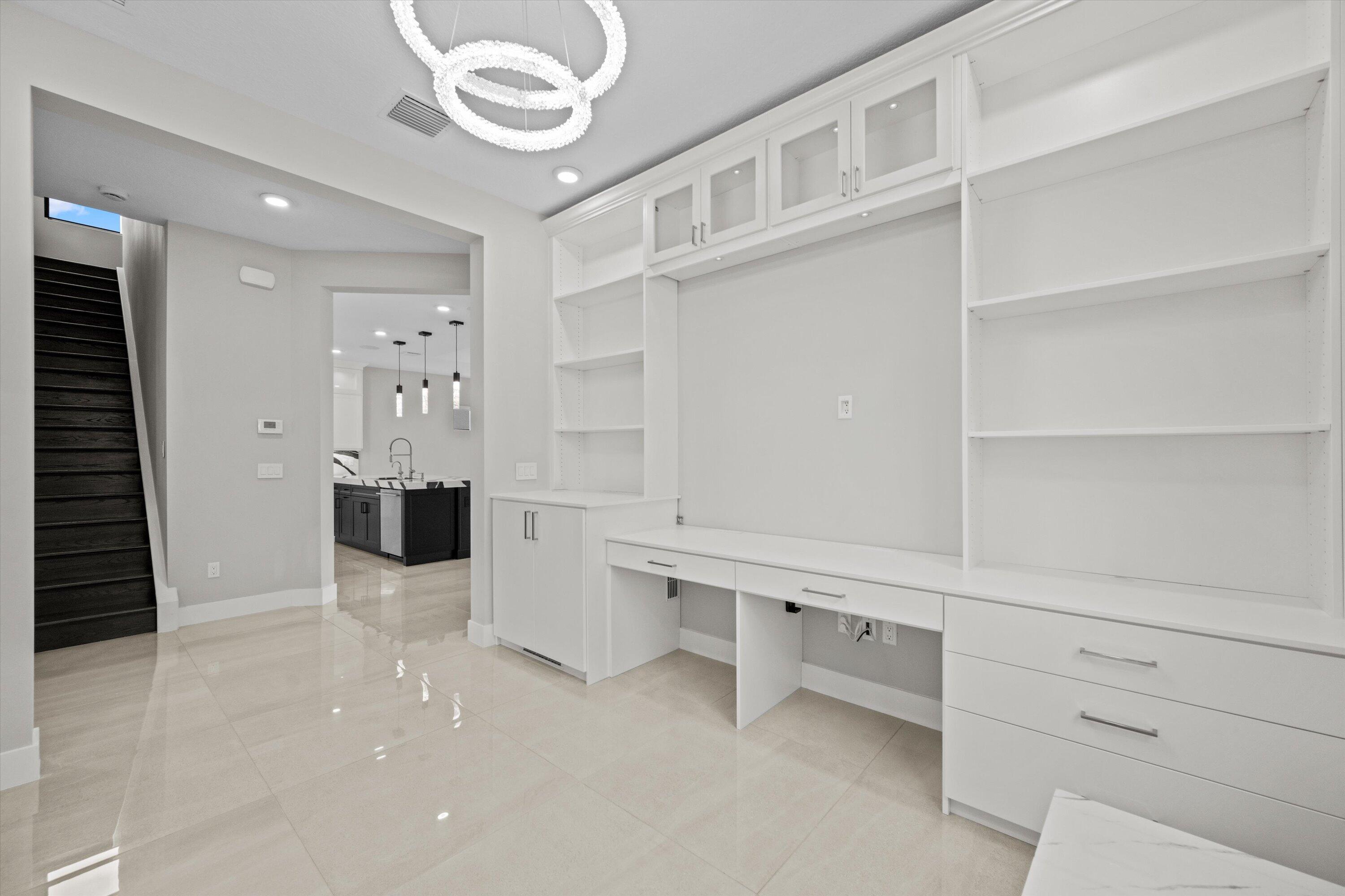 CRESSWIND PALM BEACH PHASE 3 - Residential