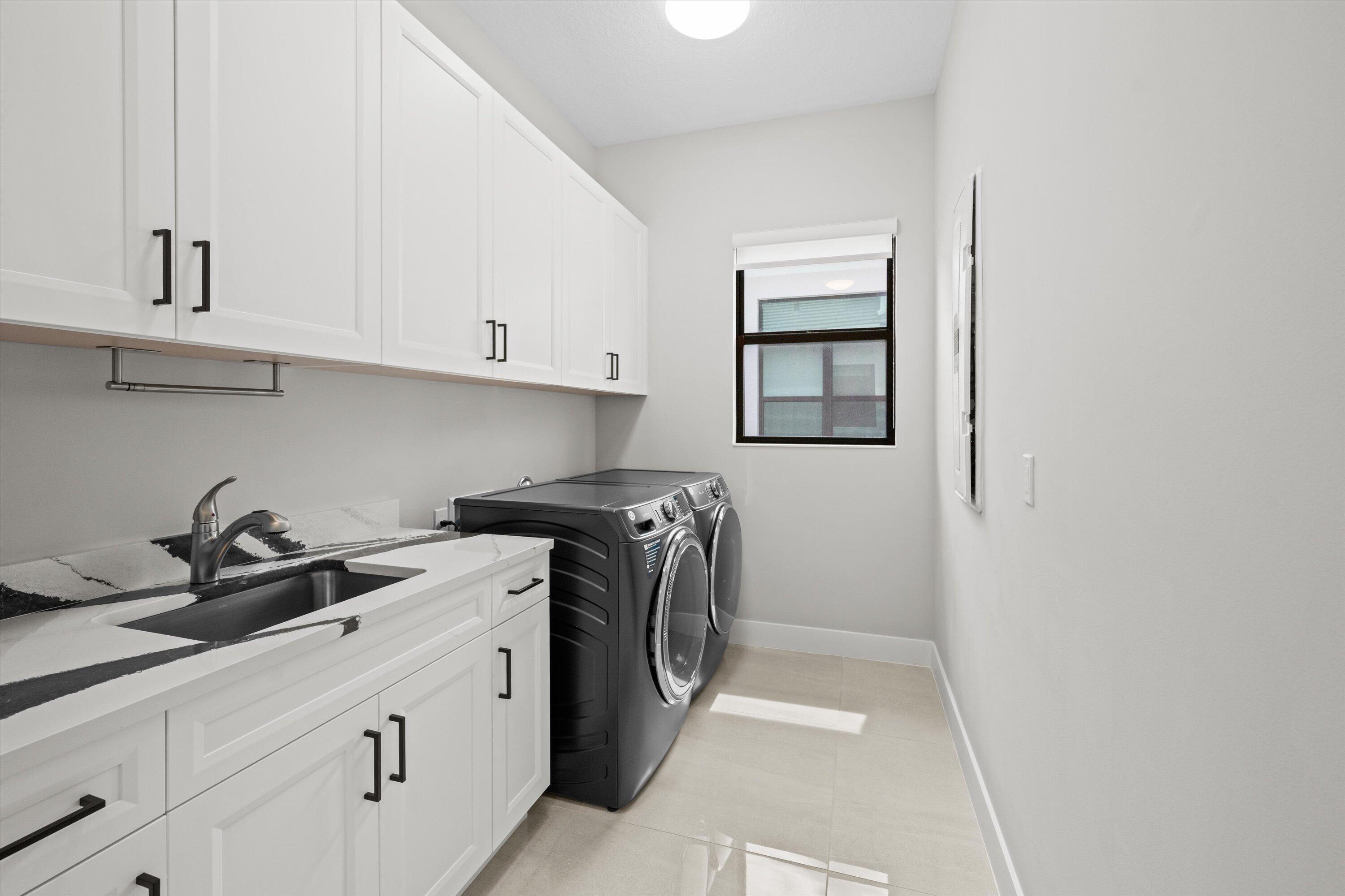 CRESSWIND PALM BEACH PHASE 3 - Residential