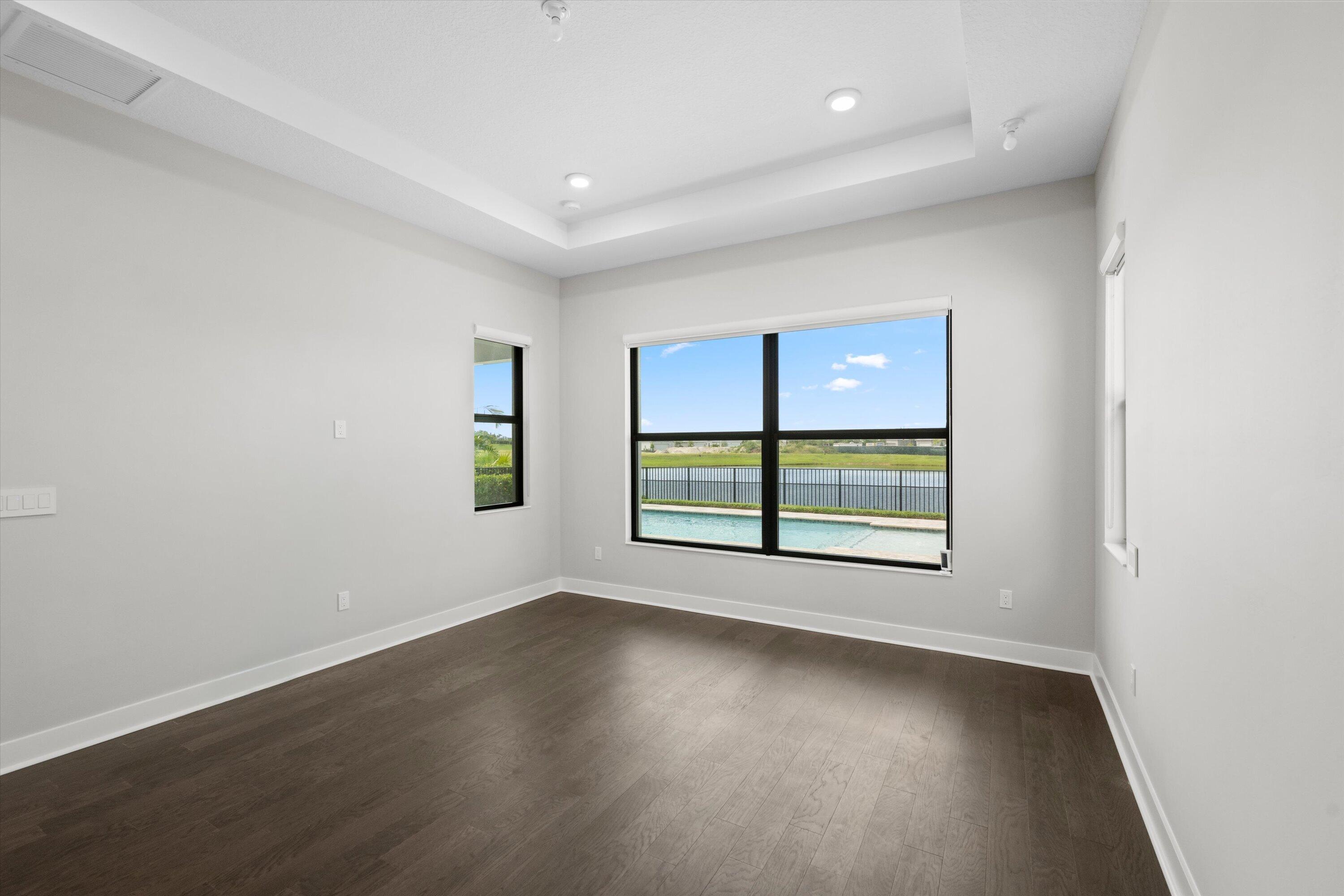 CRESSWIND PALM BEACH PHASE 3 - Residential