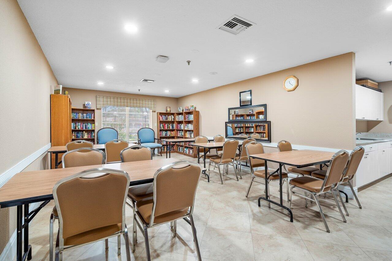 WHISPER WALK SEC E CONDO - Residential
