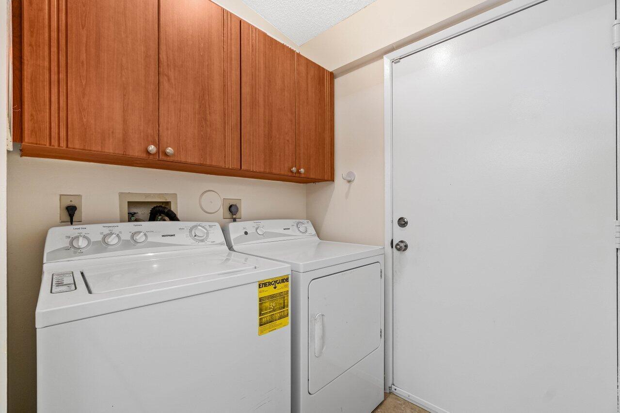 WHISPER WALK SEC E CONDO - Residential