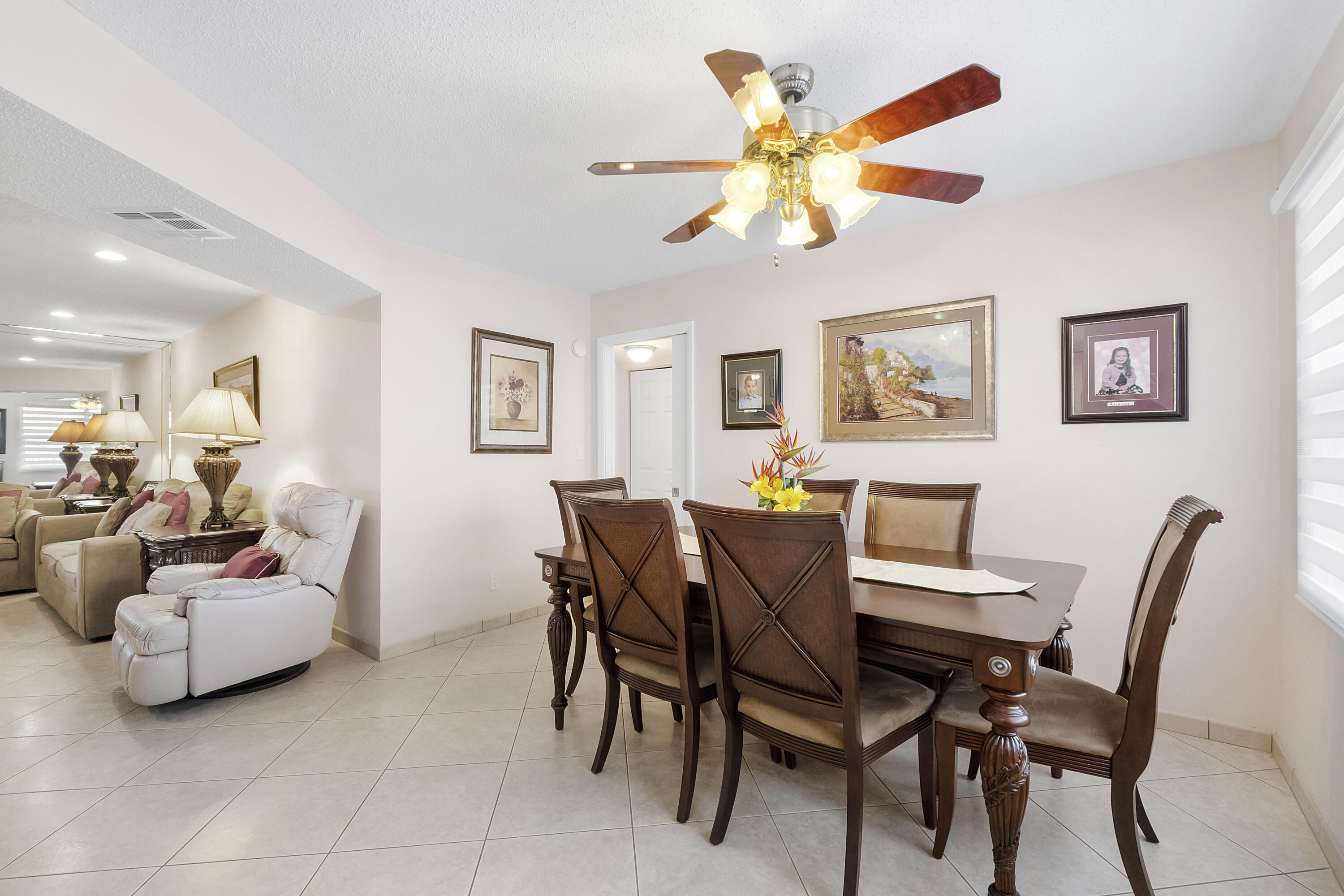 GARNET CONDO - Residential