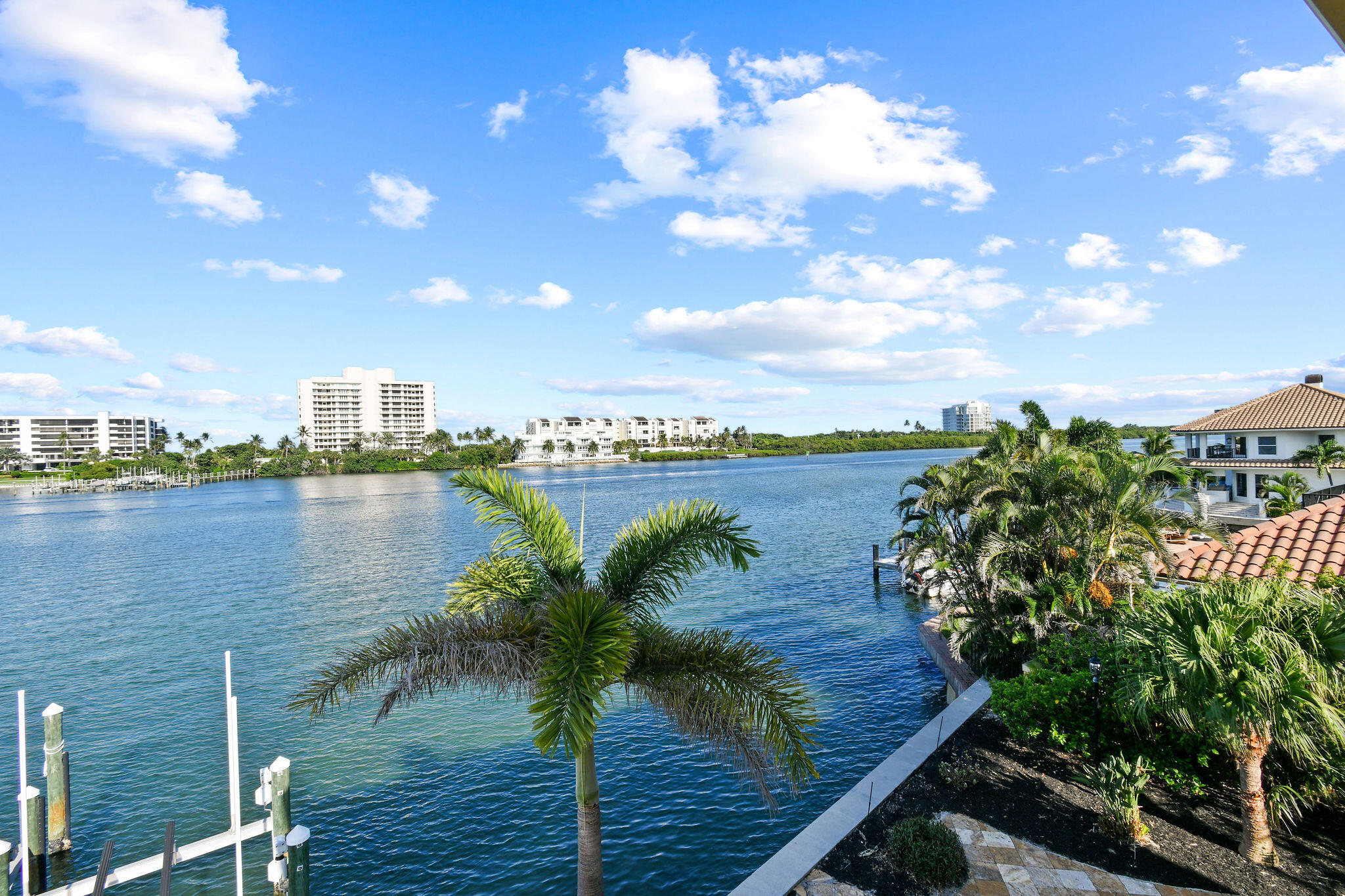 JUPITER HEIGHTS - Residential