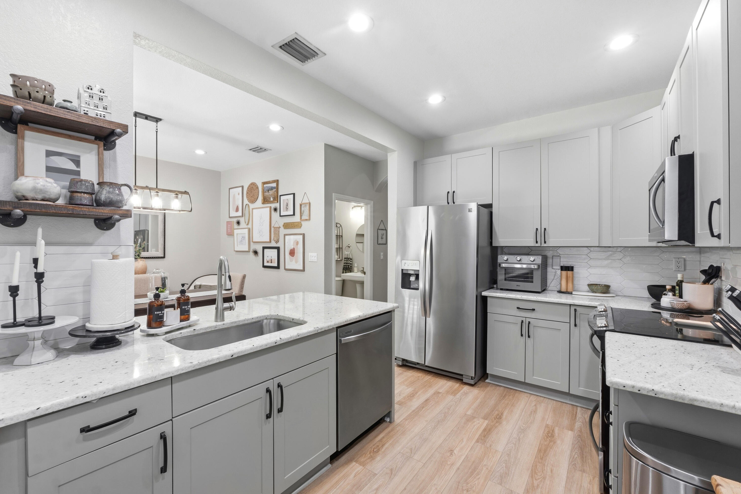 MERRICK PRESERVE CONDO - Residential