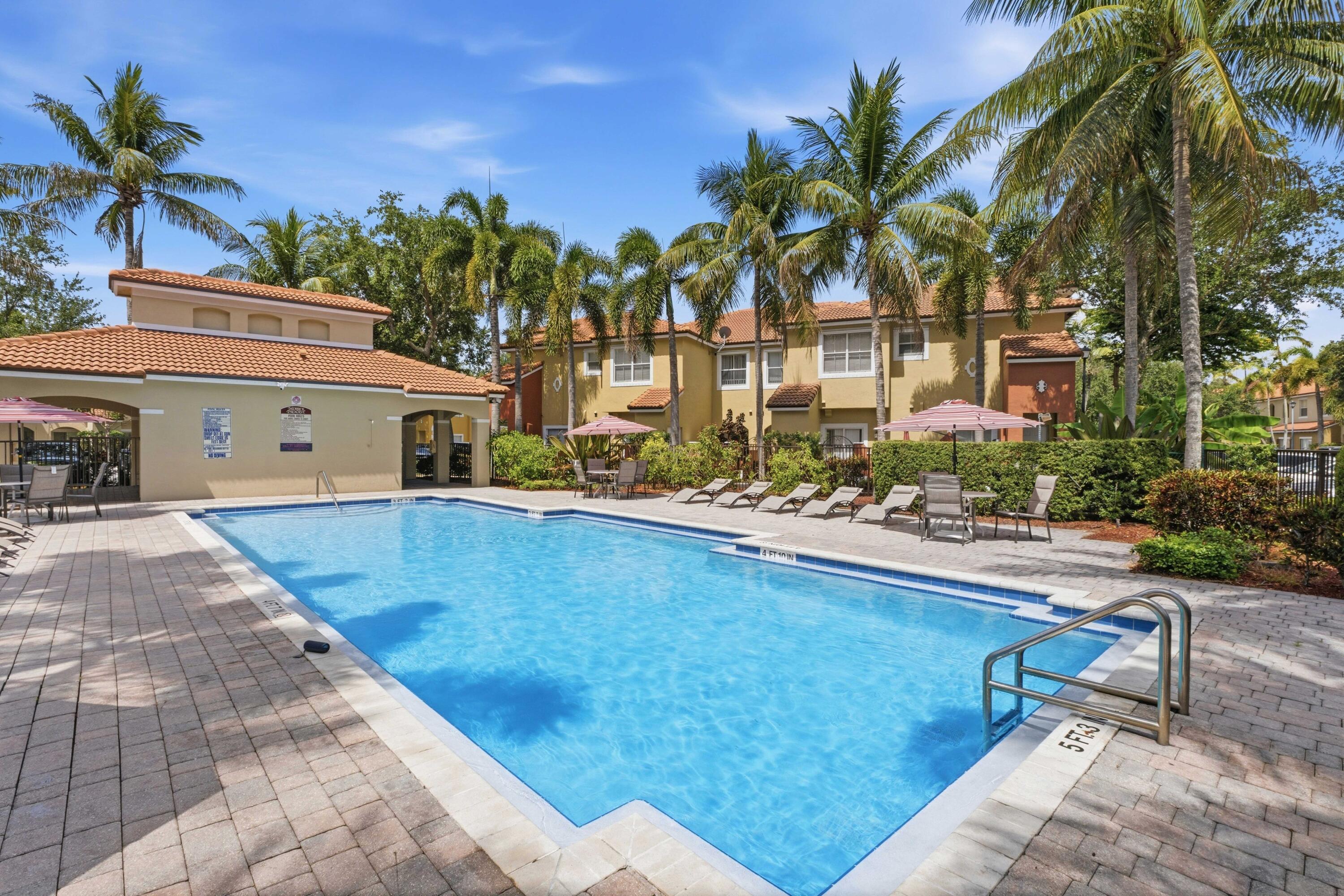 MERRICK PRESERVE CONDO - Residential