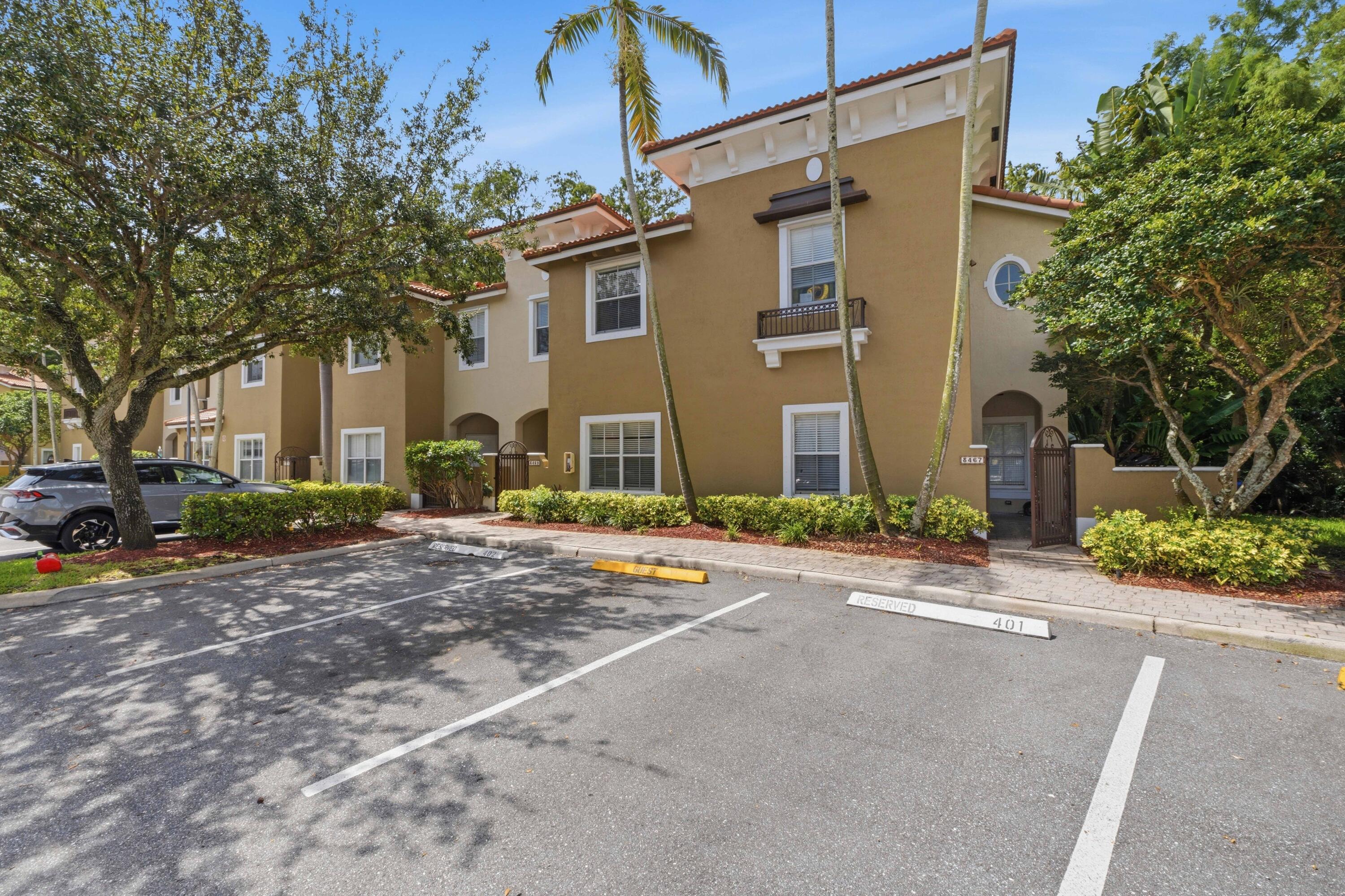MERRICK PRESERVE CONDO - Residential