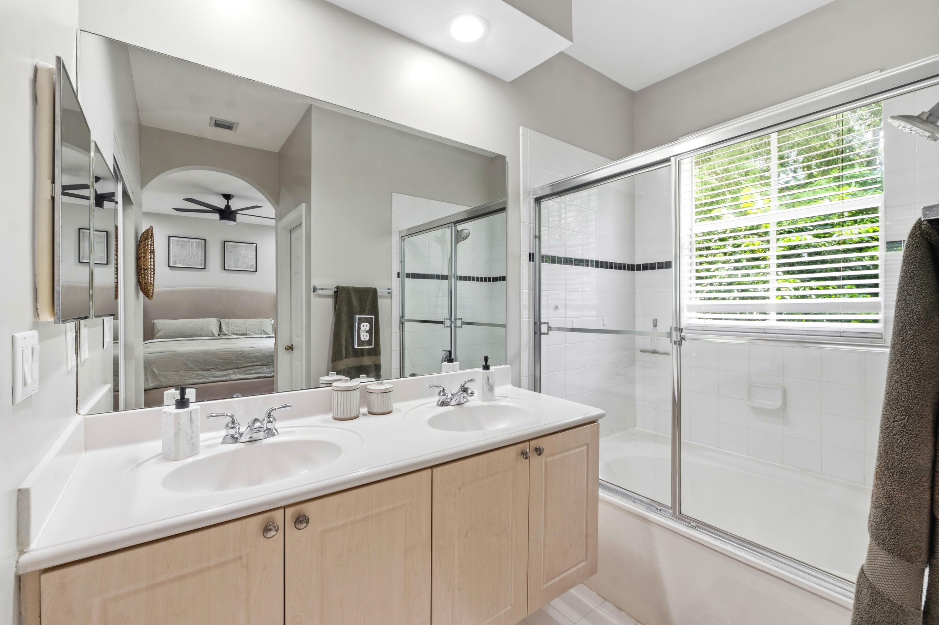 MERRICK PRESERVE CONDO - Residential