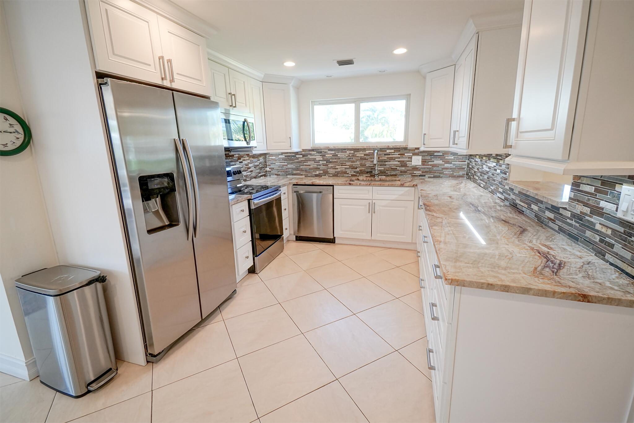 TRADE WINDS ESTATES FIRST ADD - Residential Lease