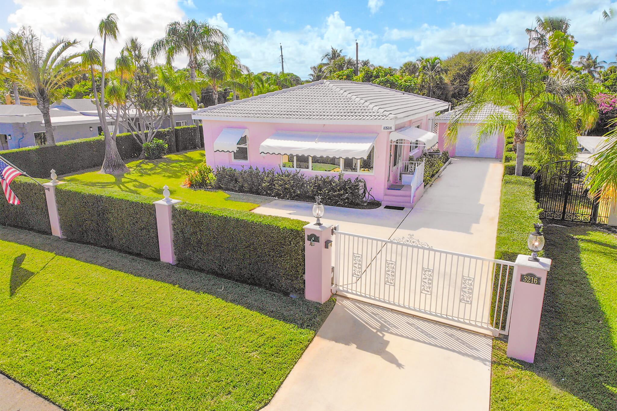 TRADE WINDS ESTATES FIRST ADD - Residential Lease