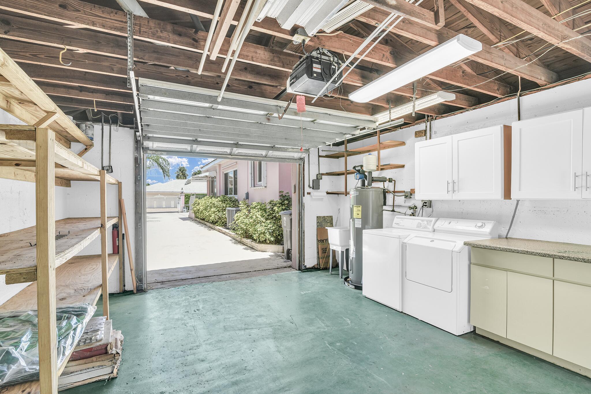 TRADE WINDS ESTATES FIRST ADD - Residential Lease