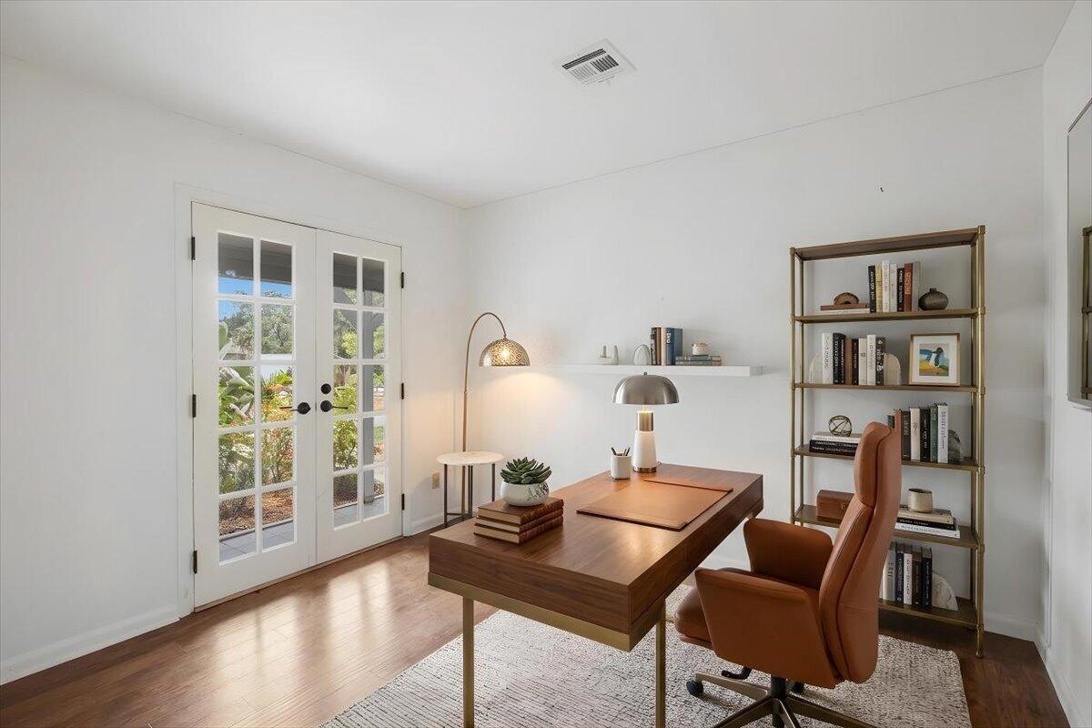 BANYAN ACRES - Residential