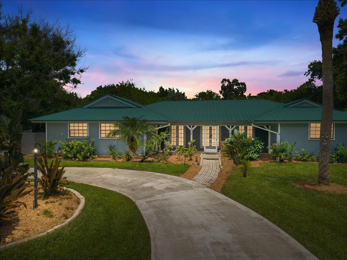 BANYAN ACRES - Residential