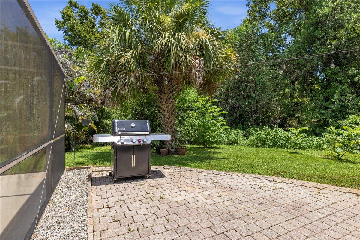 BANYAN ACRES - Residential