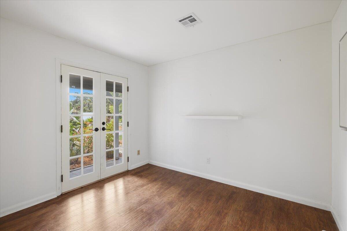 BANYAN ACRES - Residential