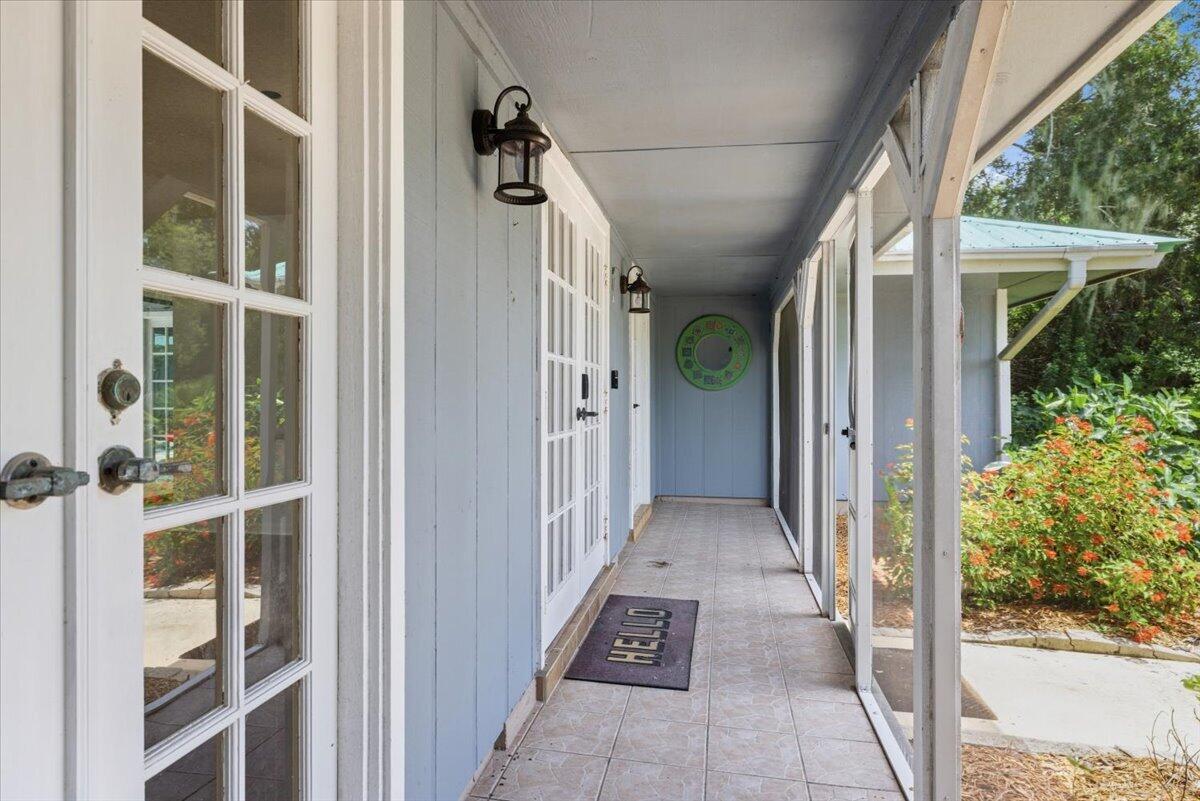 BANYAN ACRES - Residential