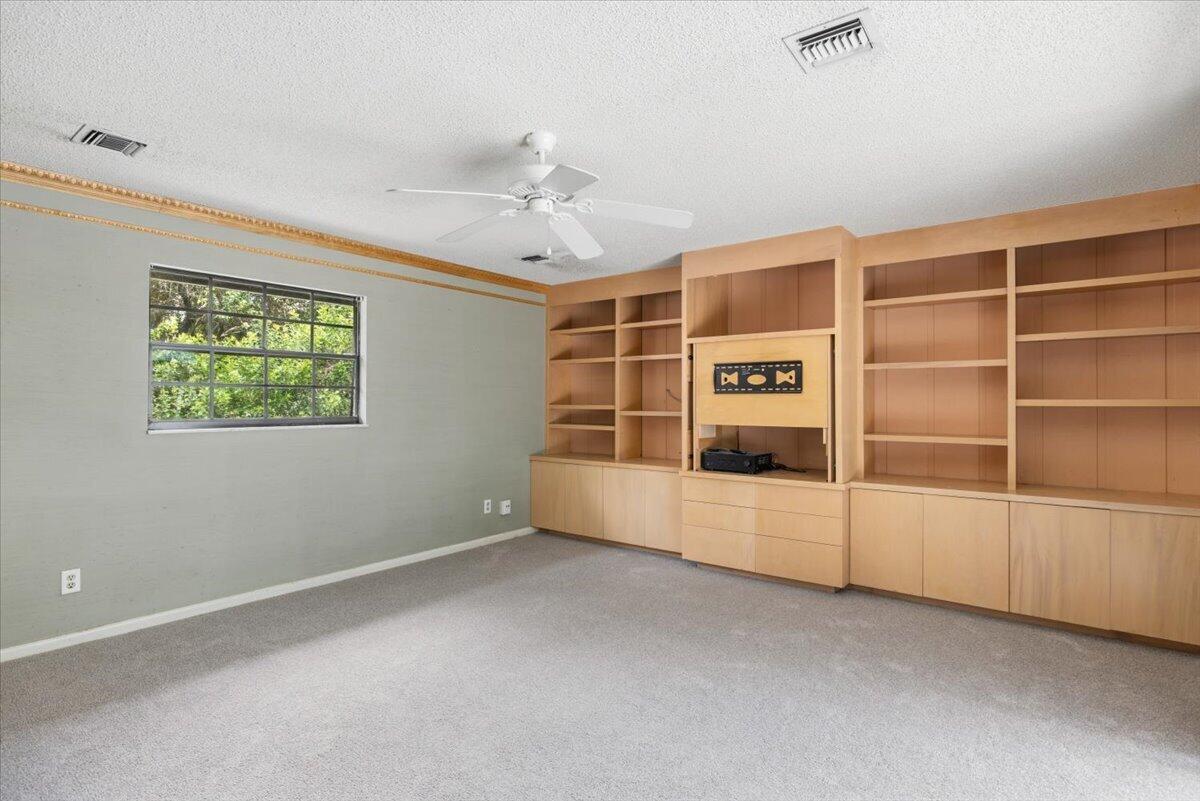 BANYAN ACRES - Residential
