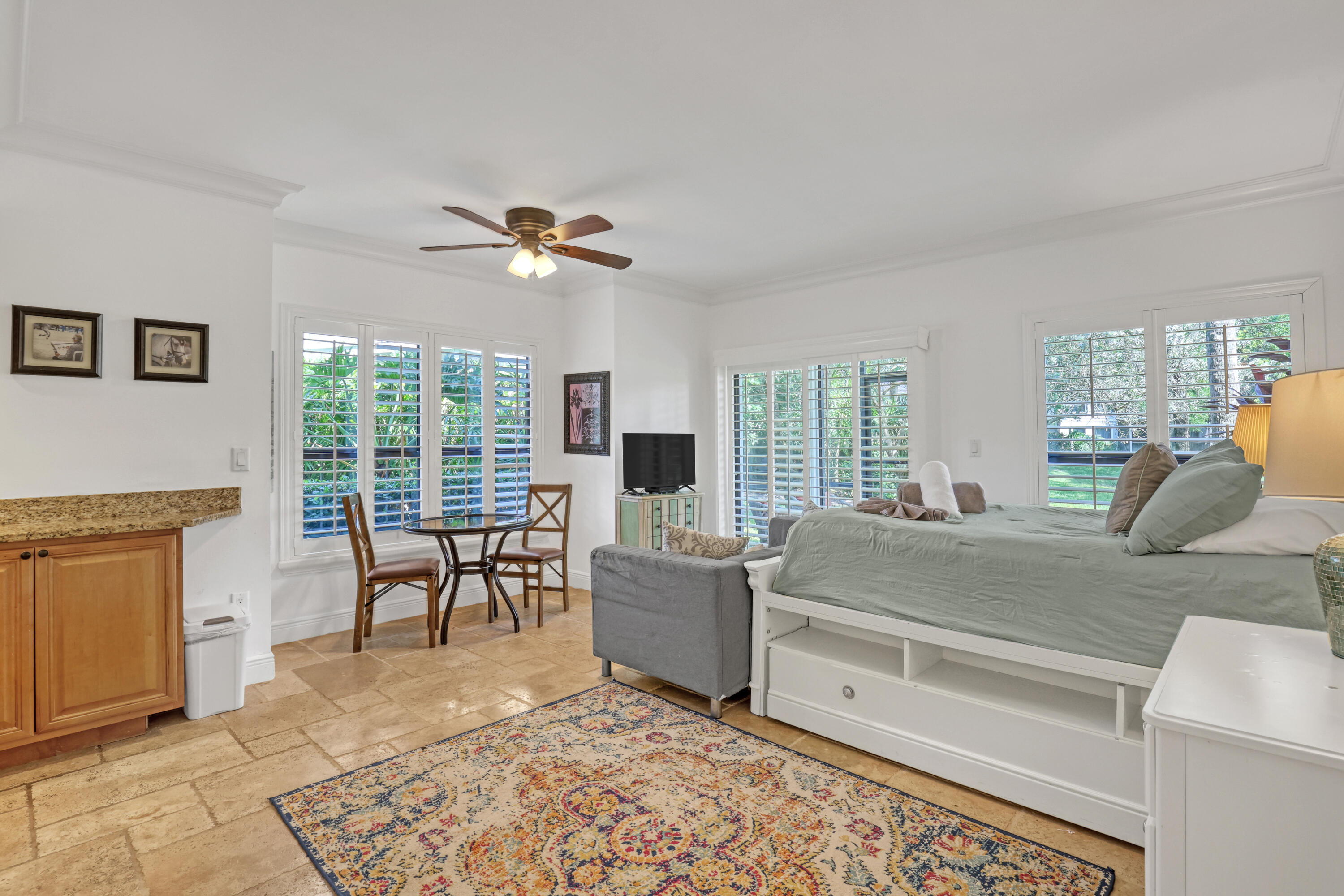 TENNIS LODGES 1 CONDO - Residential Lease