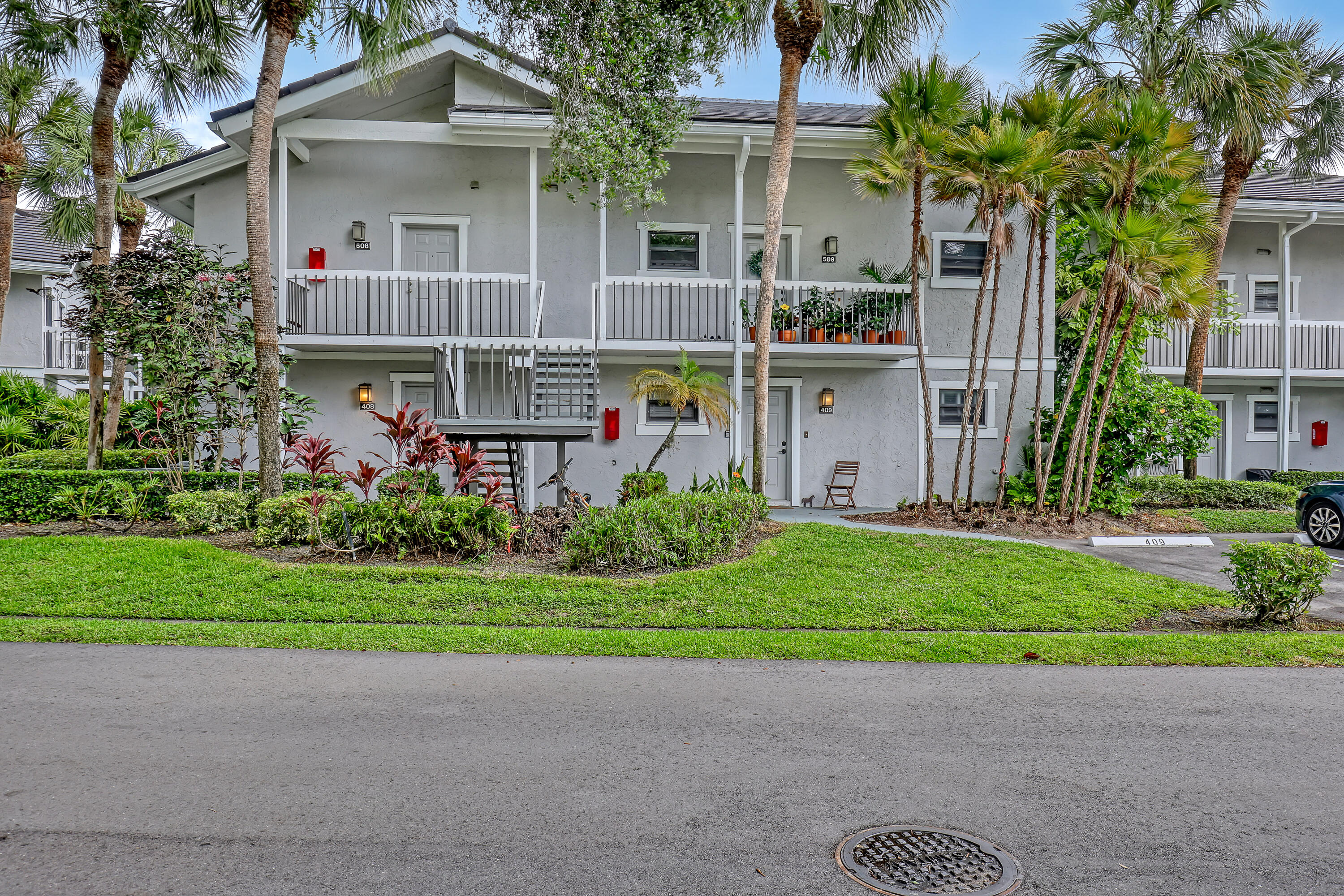 TENNIS LODGES 1 CONDO - Residential Lease
