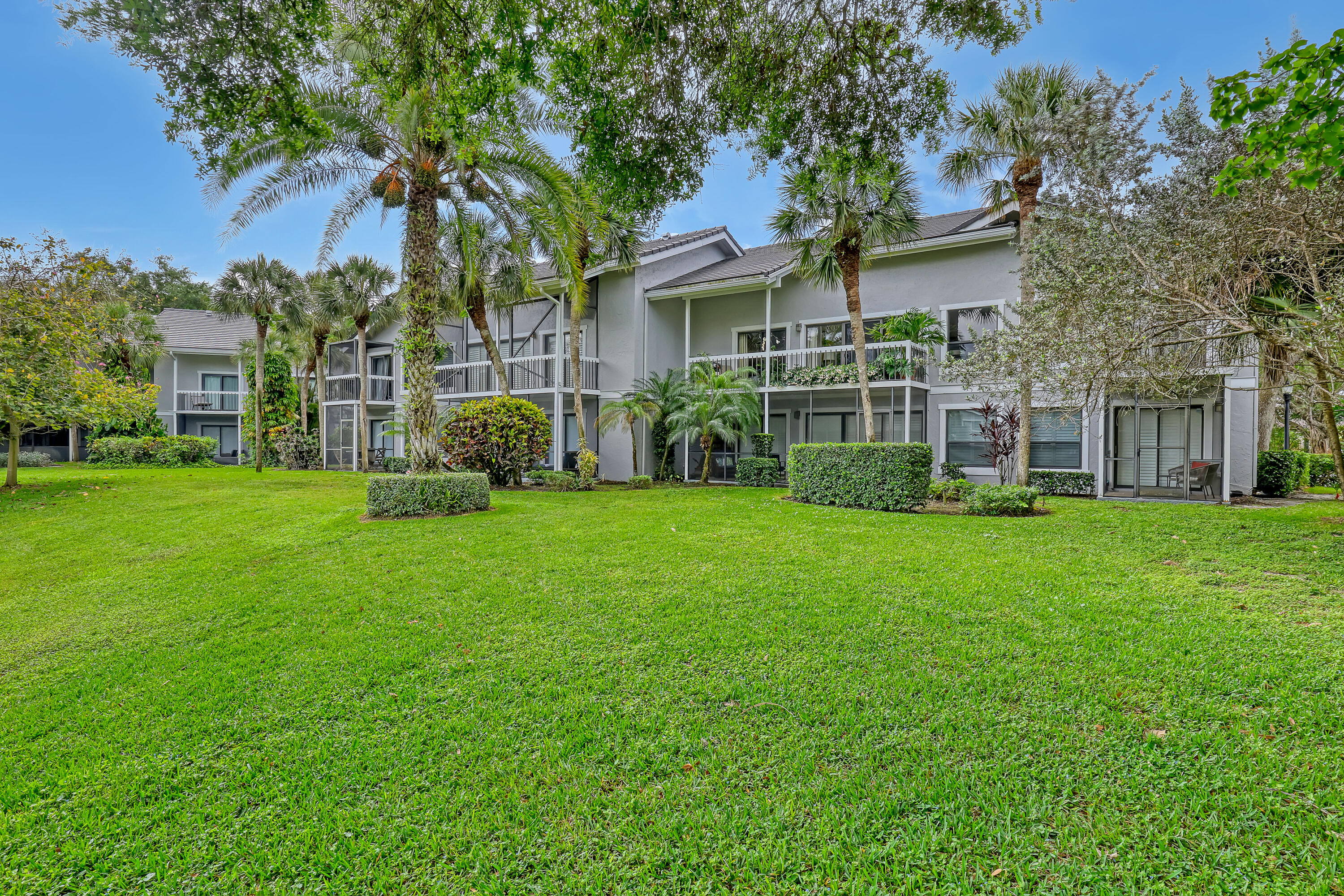 TENNIS LODGES 1 CONDO - Residential Lease