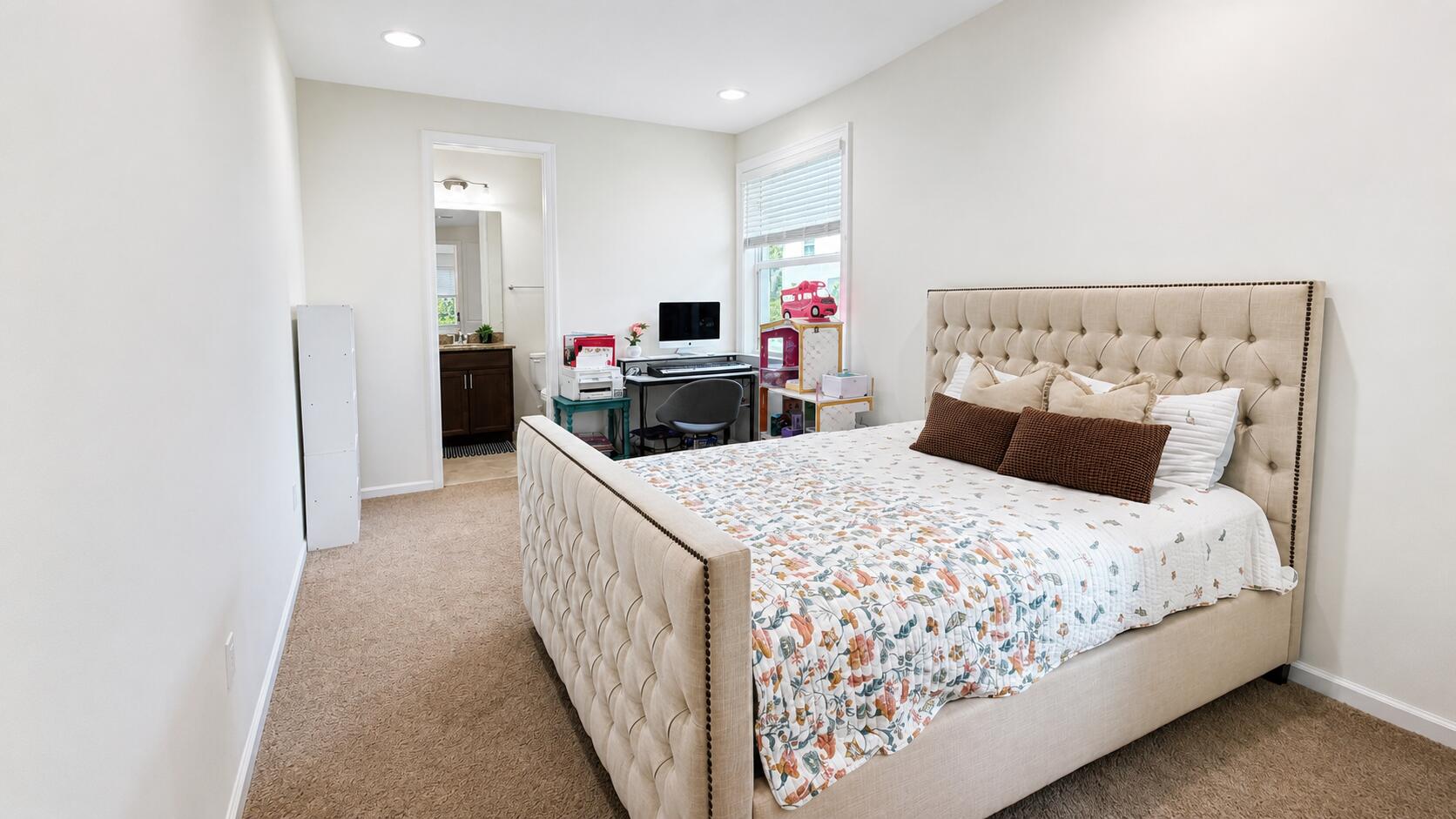 CROSSINGS OF WESTLAKE - Residential Lease