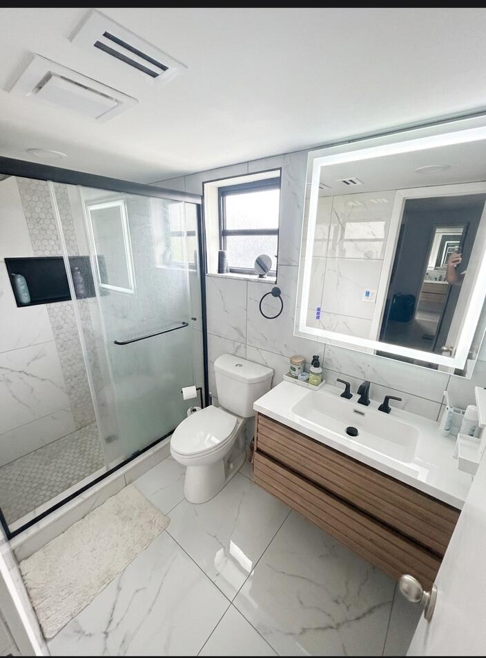 PALM-AIRE VILLAGE 2ND SEC - Residential Lease