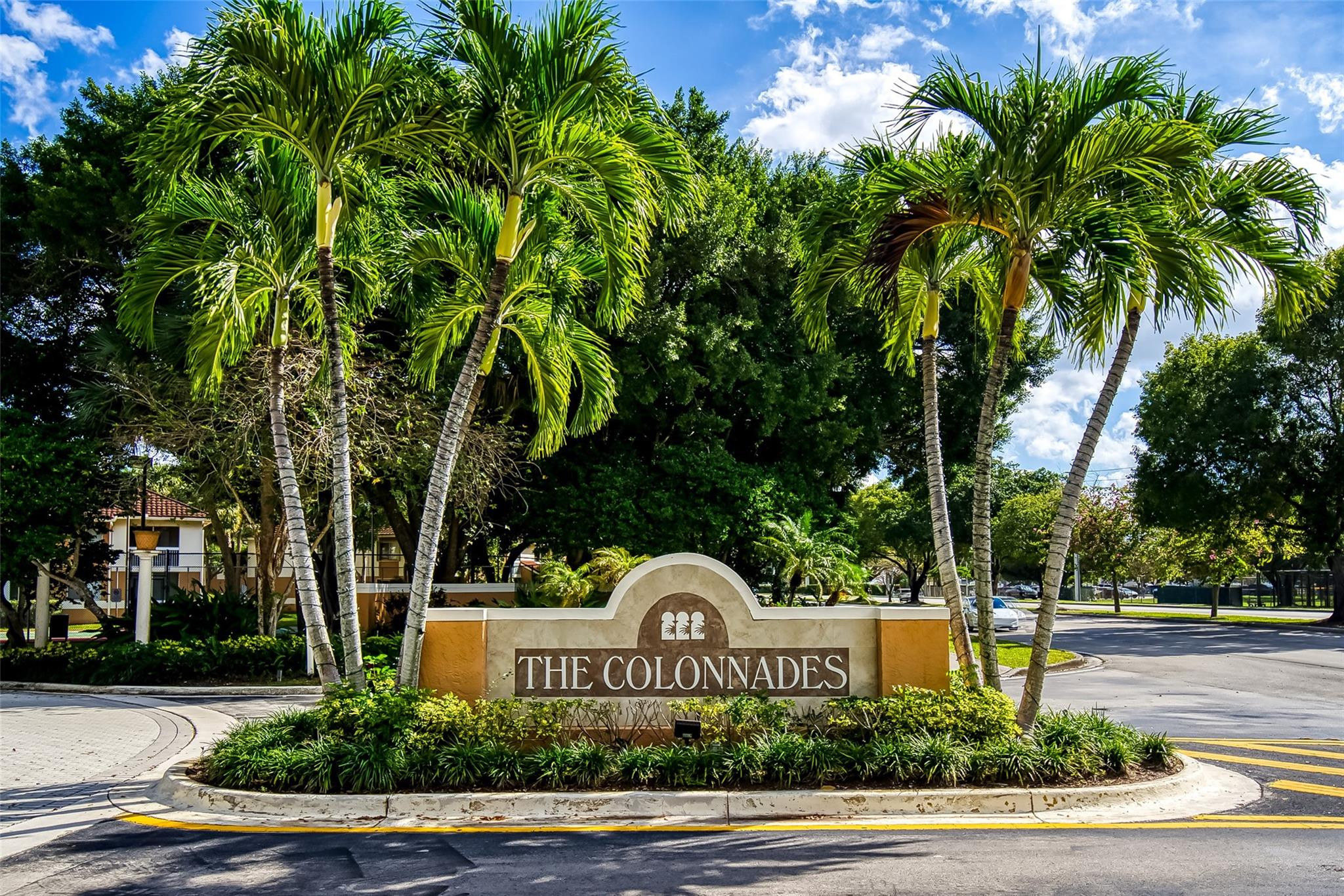 COLONNADES CONDO - Residential Lease