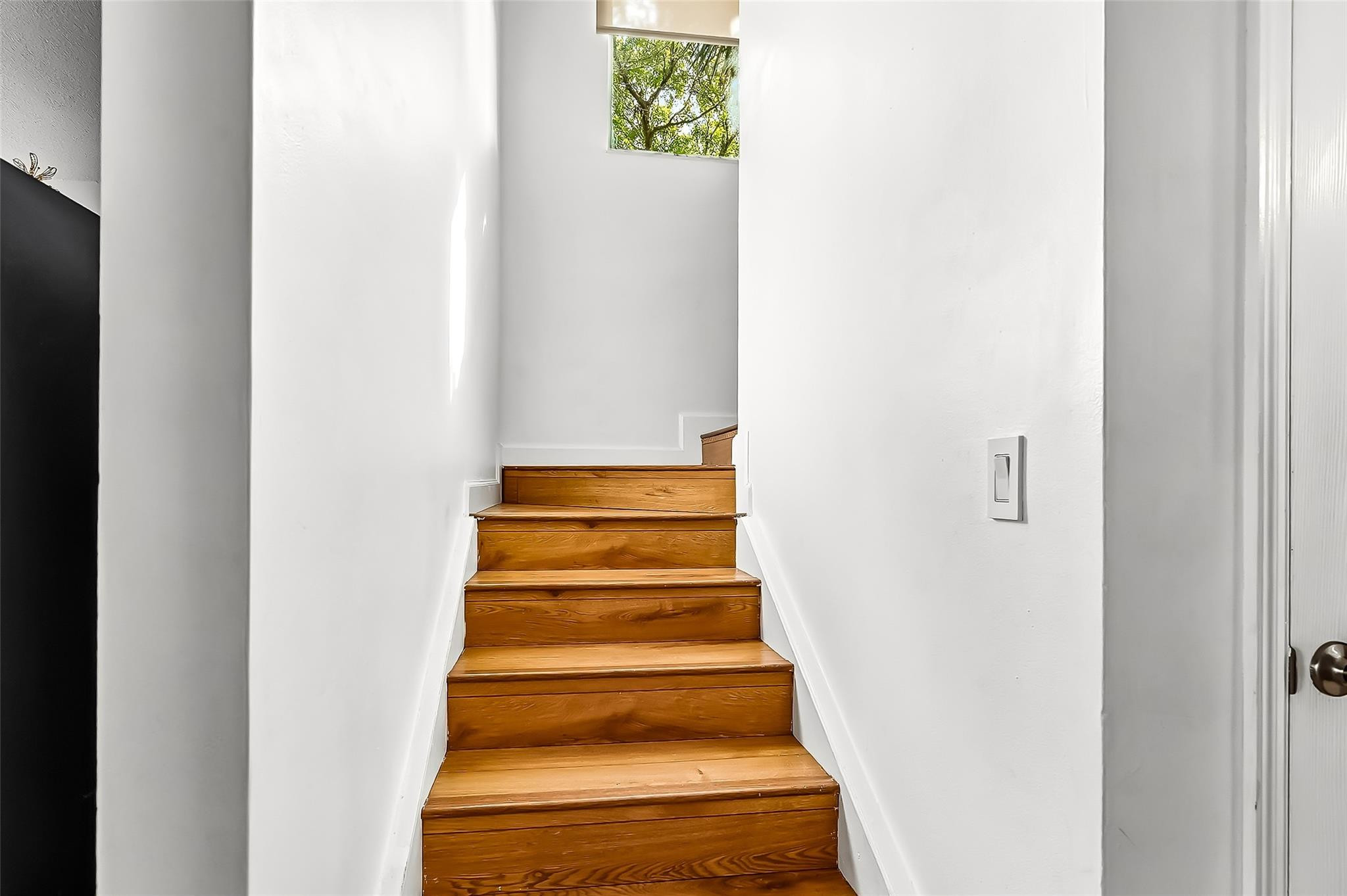 COLONNADES CONDO - Residential Lease