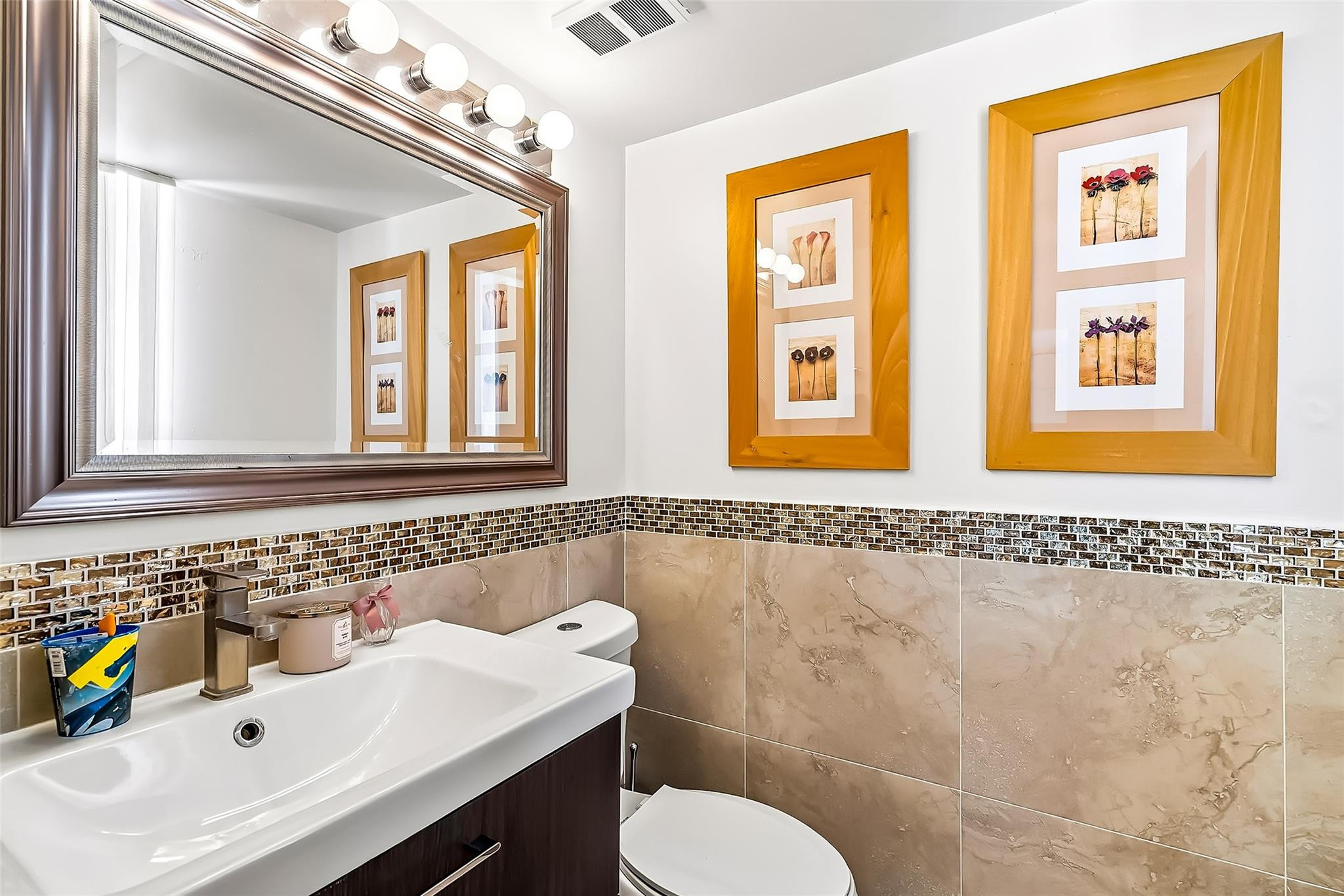 COLONNADES CONDO - Residential Lease