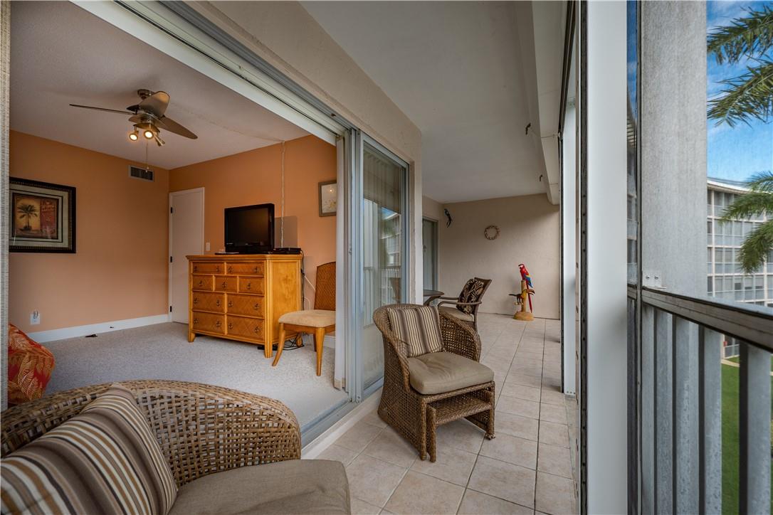 Hillsboro Cove Condo - Residential