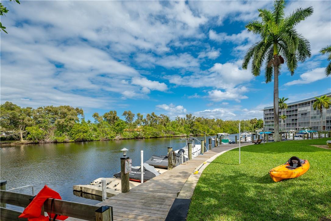Hillsboro Cove Condo - Residential