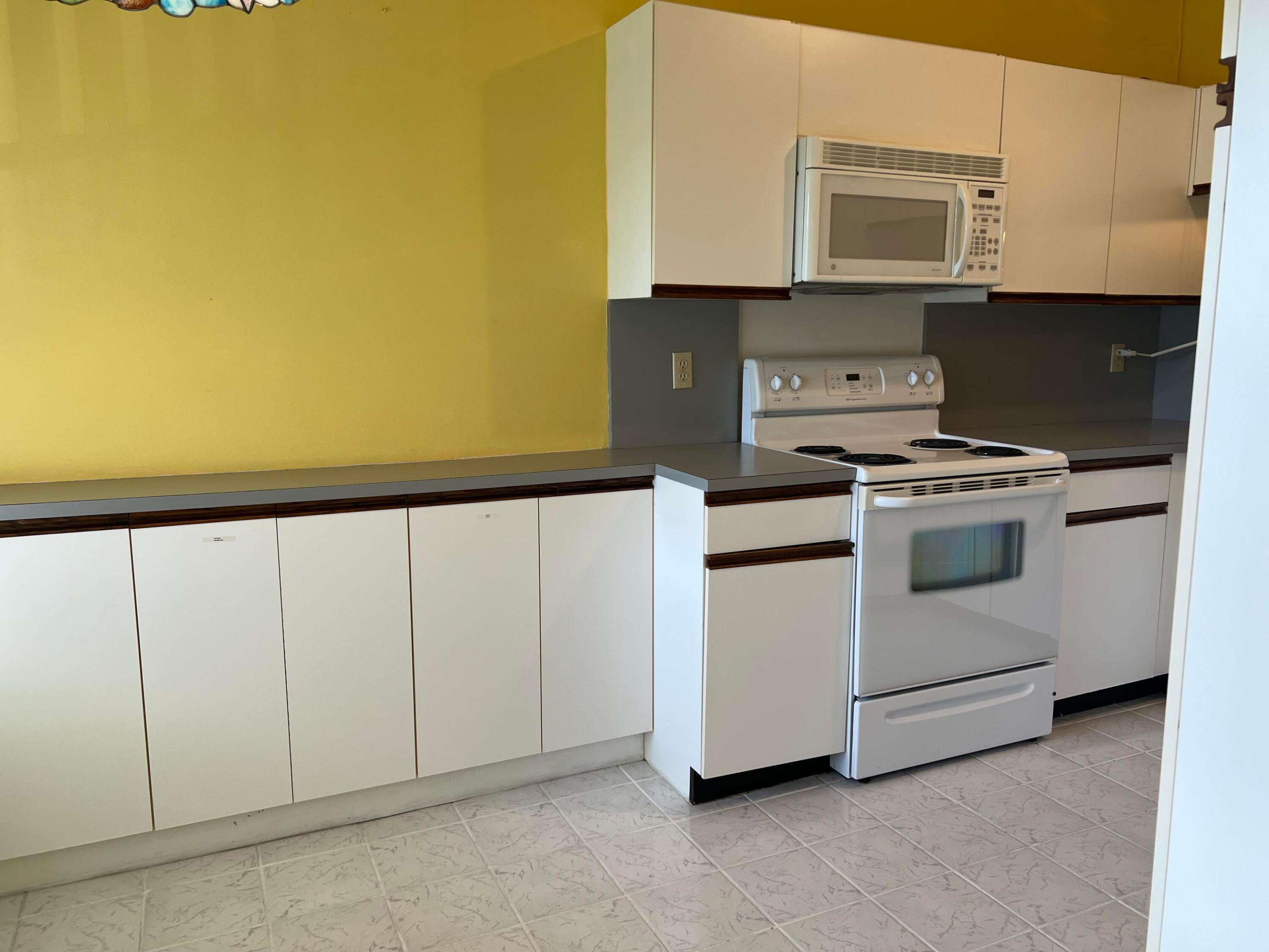 LUCERNE POINTE ONE,TWO,THREE FOUR,SEVEN,EIGHT,NINE - Residential