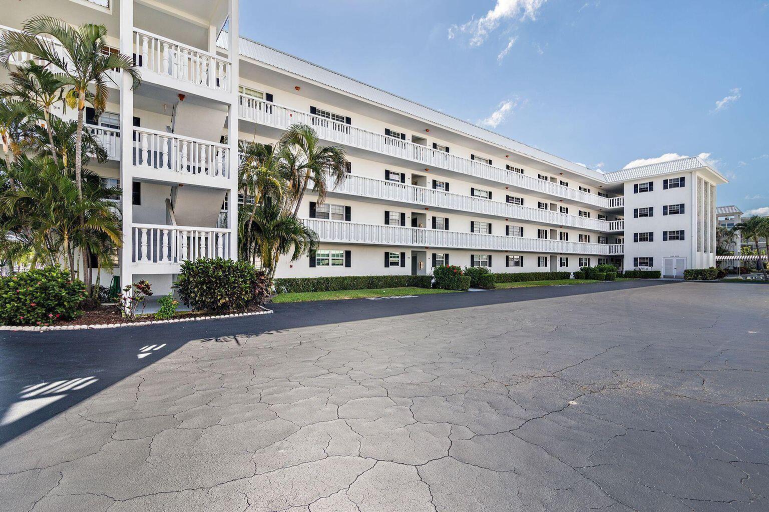 HARBOUR TOWERS CONDO  55+ COMMUNITY - Residential Lease
