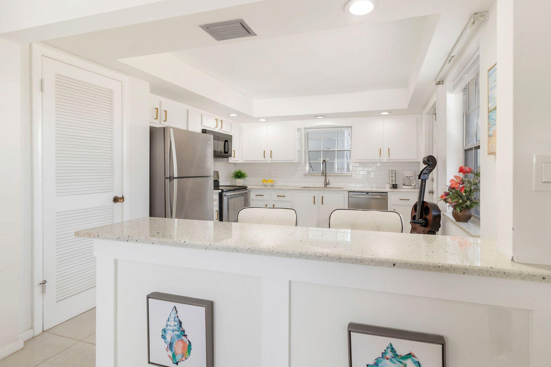 HARBOUR TOWERS CONDO  55+ COMMUNITY - Residential Lease