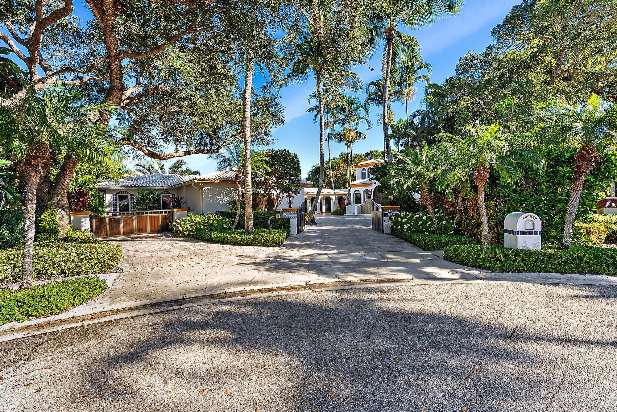 COMMODORES POCKET - Residential