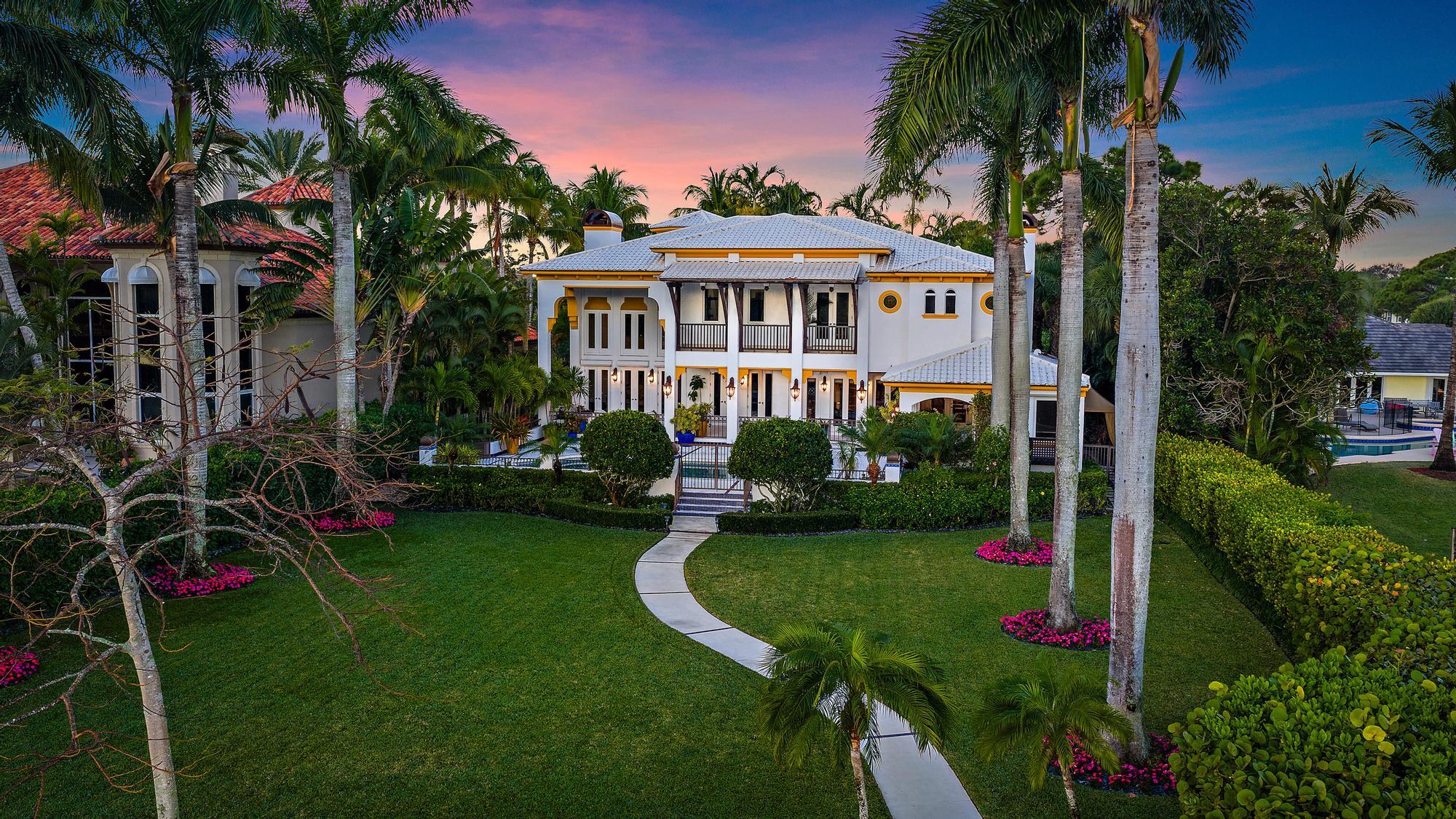 COMMODORES POCKET - Residential
